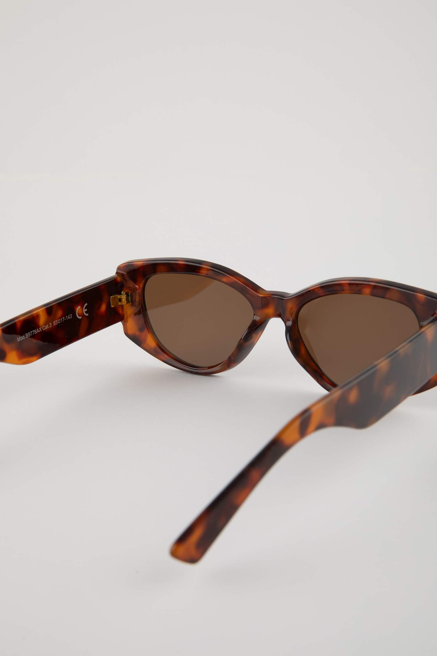 Kadın Dikdörtgen Güneş Gözlüğü