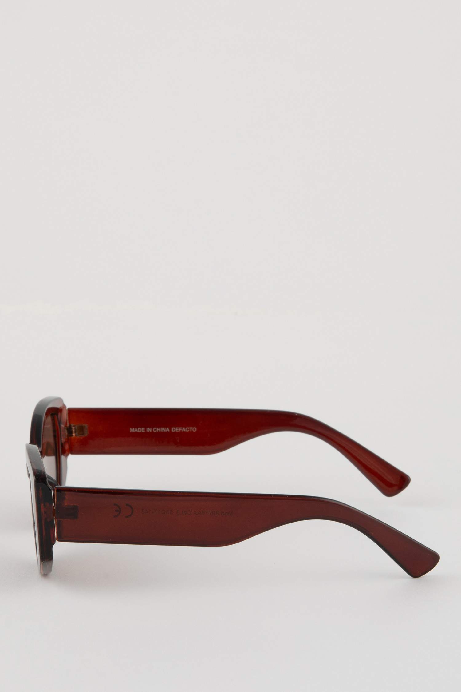 Woman Rectangular Plastic Sunglasses