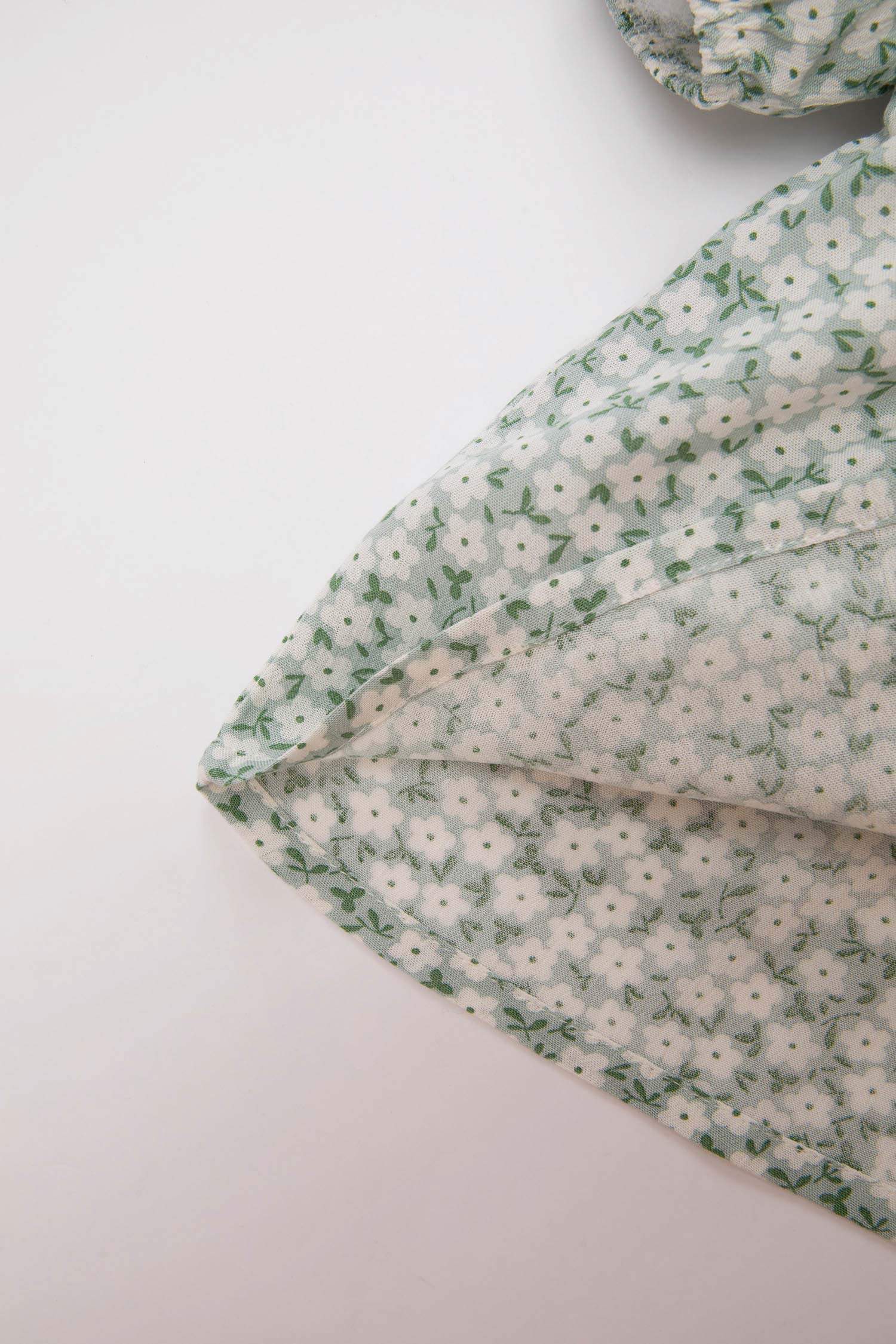 Kız Bebek Bebe Yaka Krinkıl Viskon Çiçekli Kısa Kollu Bluz