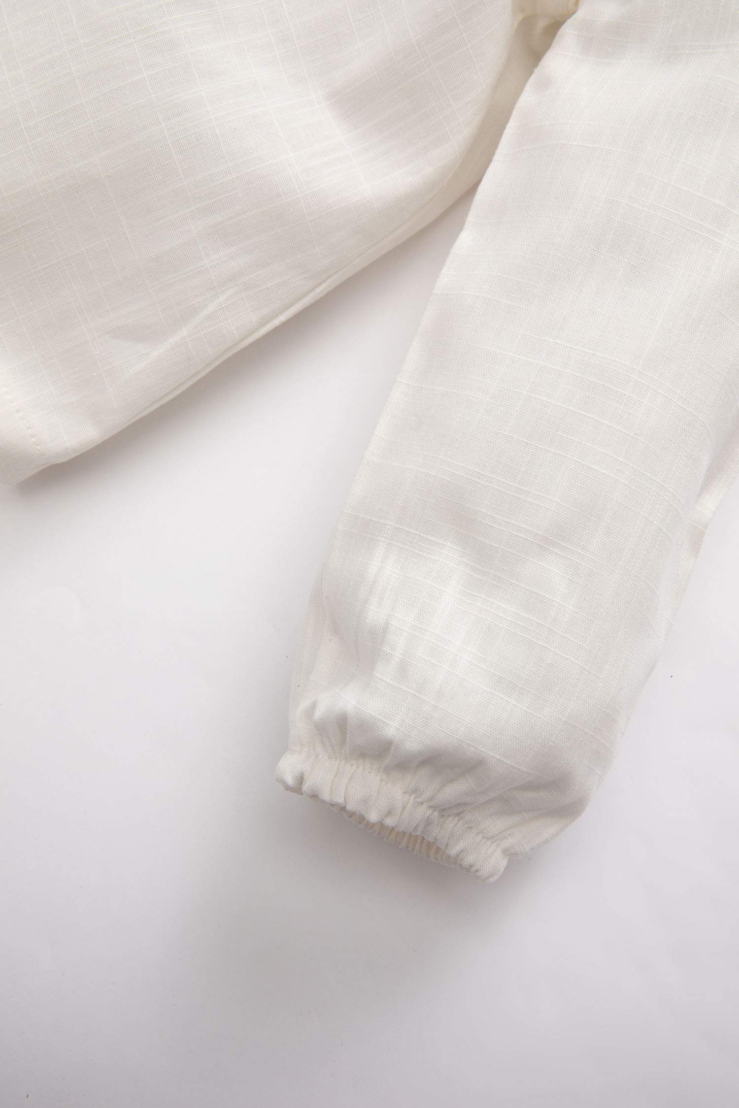 قميص بناتي ذو مظهر كتاني قصة عادية برقبة كبيرة