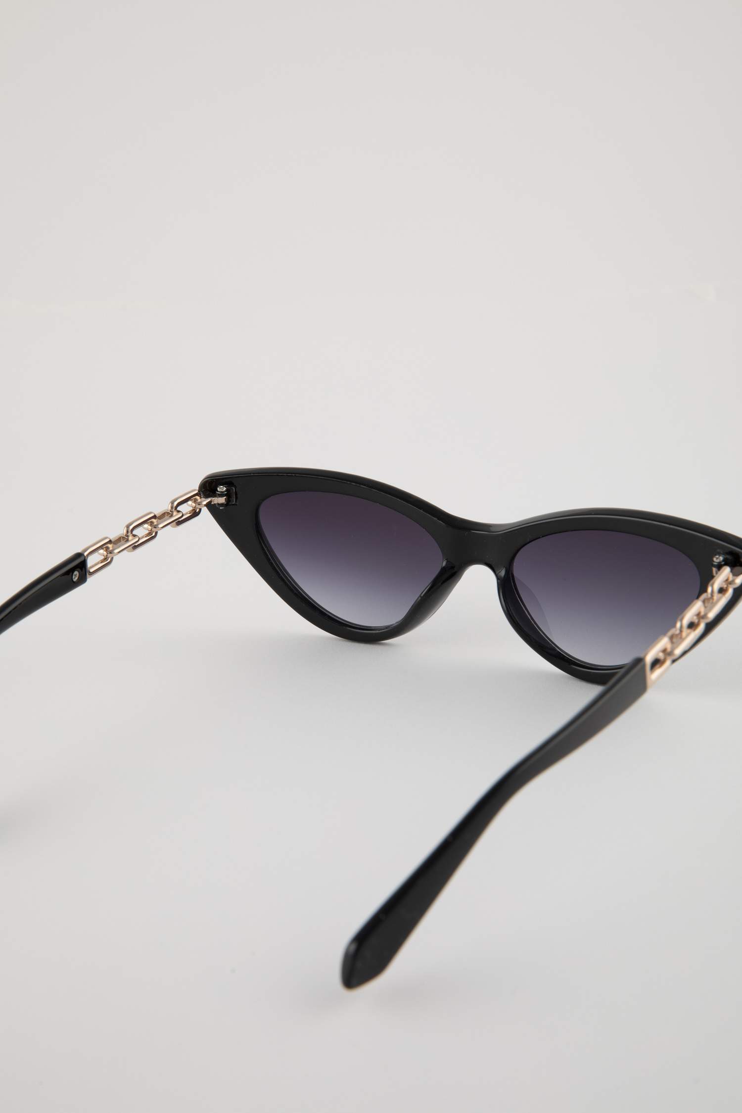 Kadın Kedi Gözü Güneş Gözlüğü