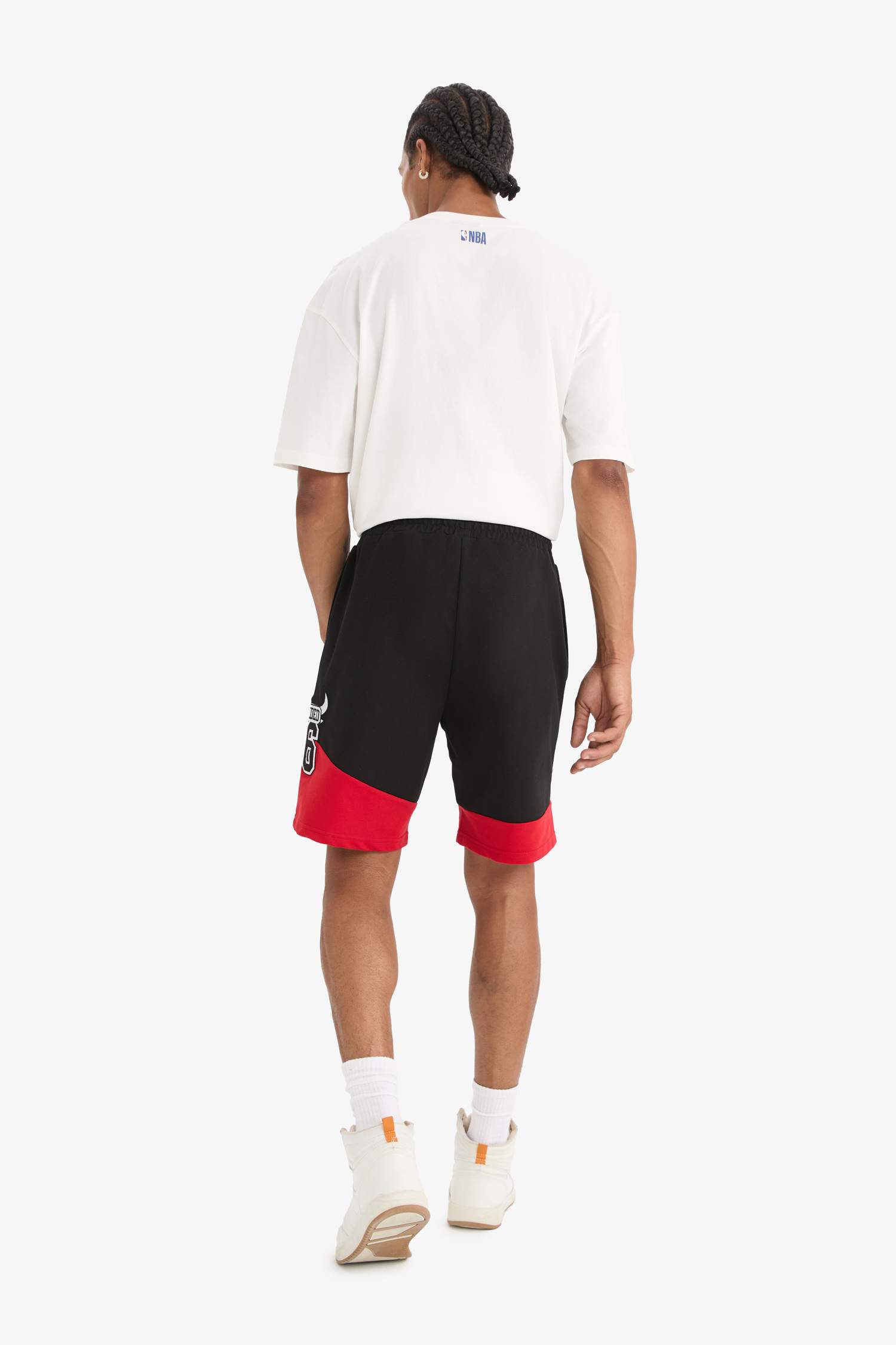 DeFactoFit NBA Chicago Bulls Standard Fit Shorts