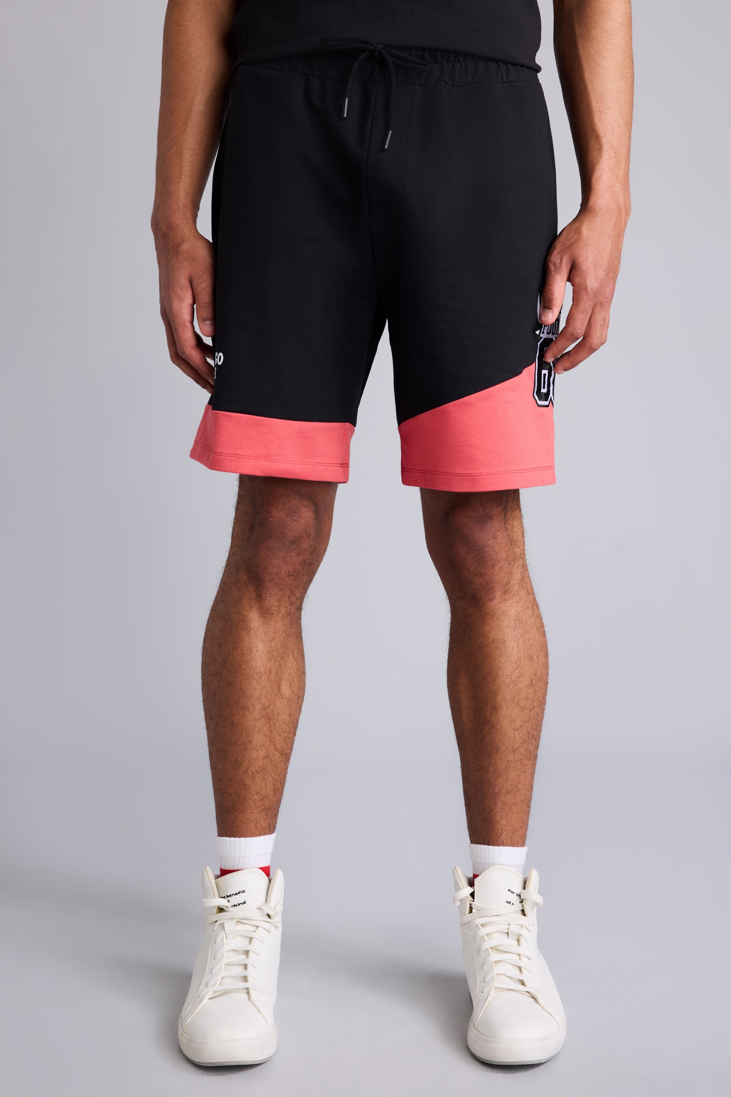 DeFacto NBA Chicago Bulls Standart Fit Şort görsel 3
