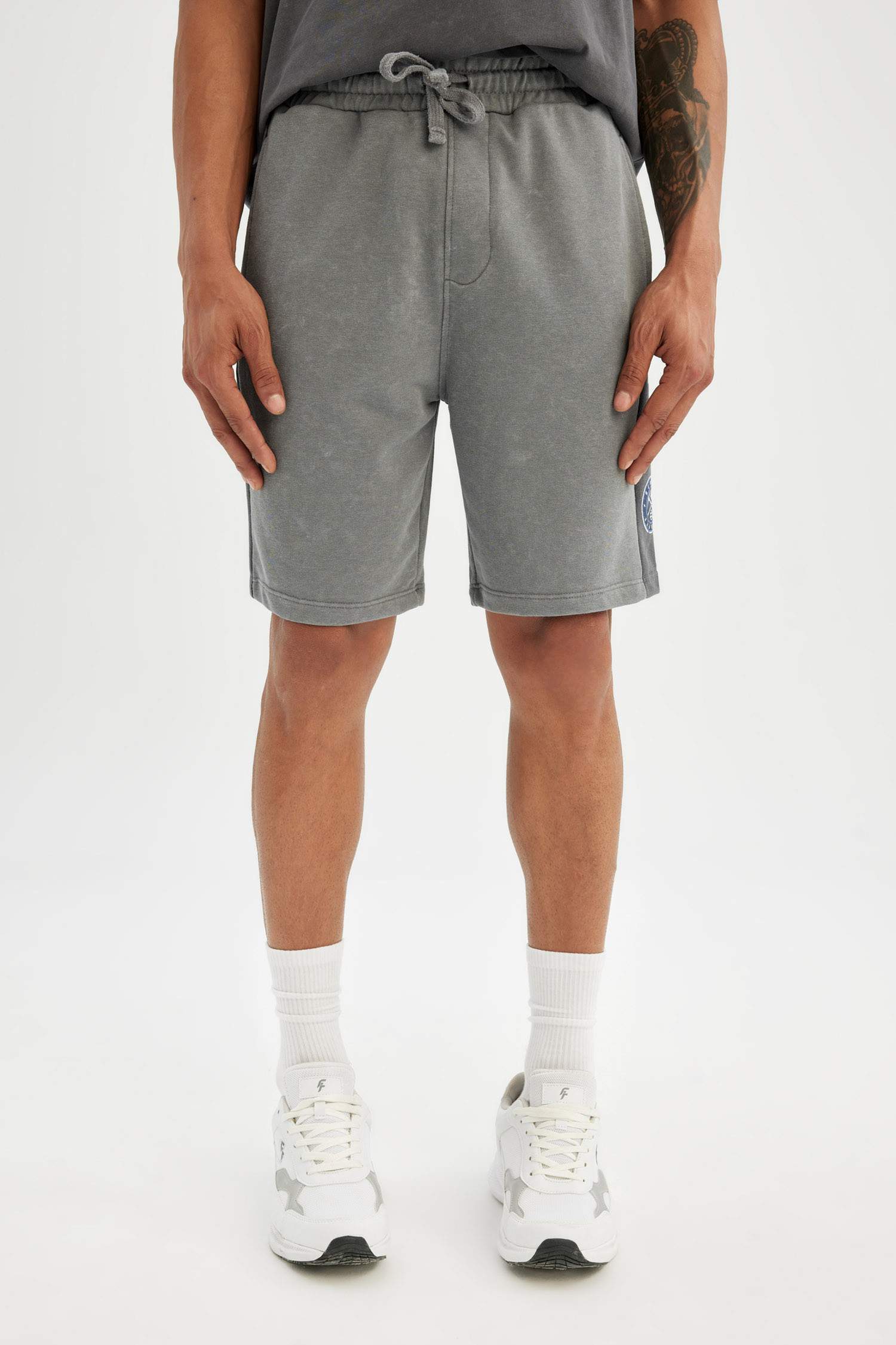 DeFactoFit NBA Denver Nuggets Standard Fit Cropped Shorts