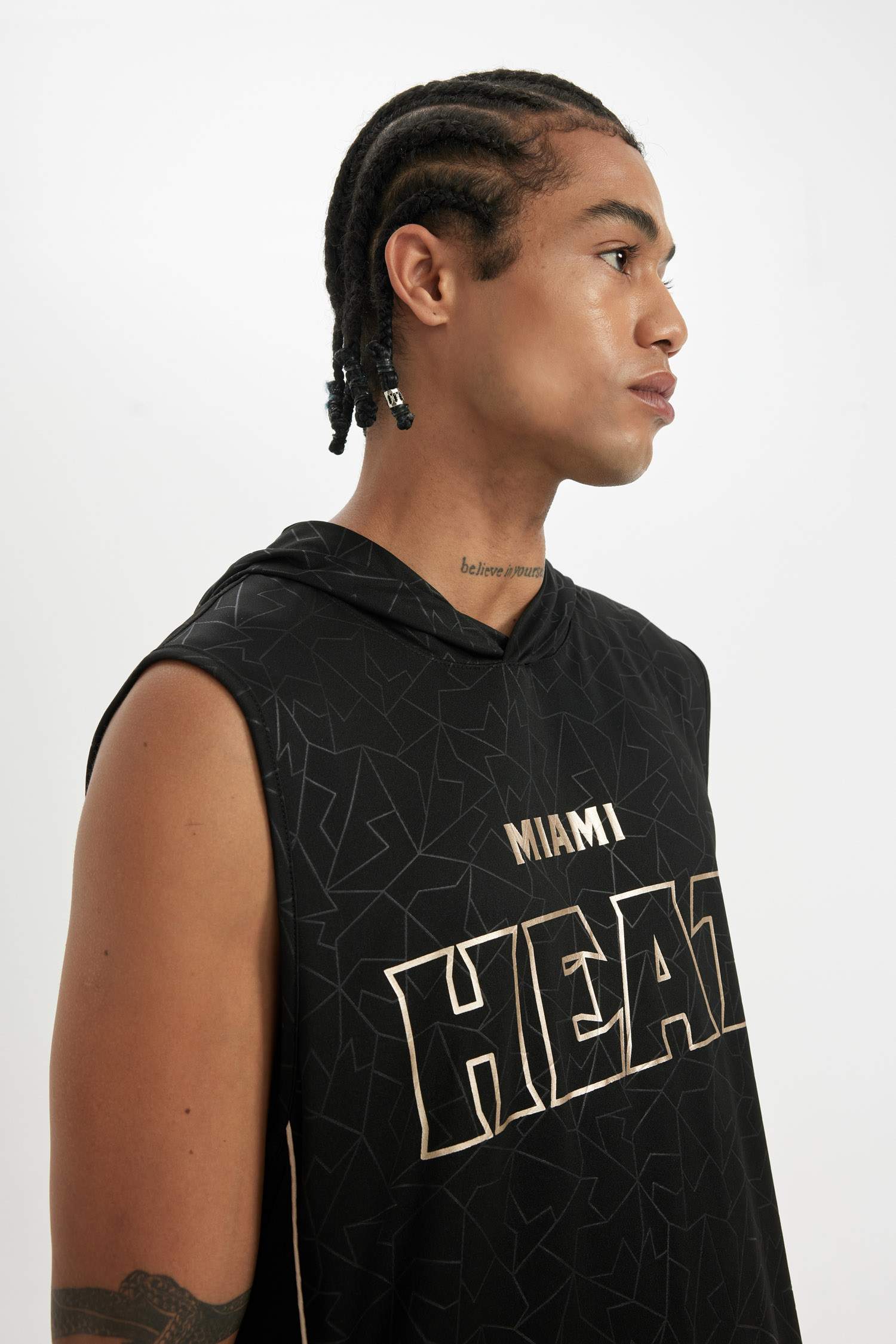 DeFactoFit NBA Miami Heat Standard Fit Hooded Heavy Fabric Tank Top