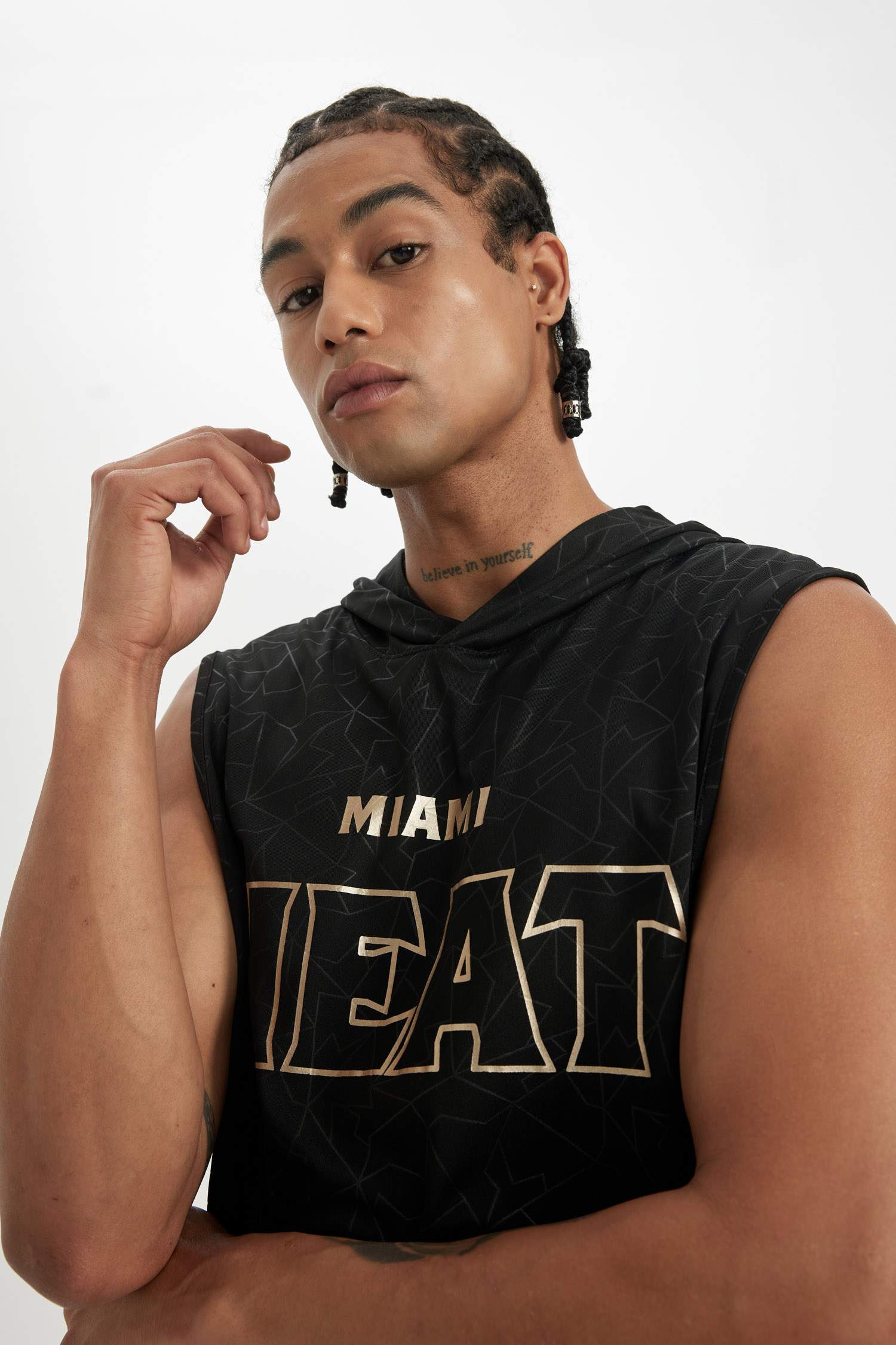 DeFactoFit NBA Miami Heat Standard Fit Hooded Heavy Fabric Tank Top