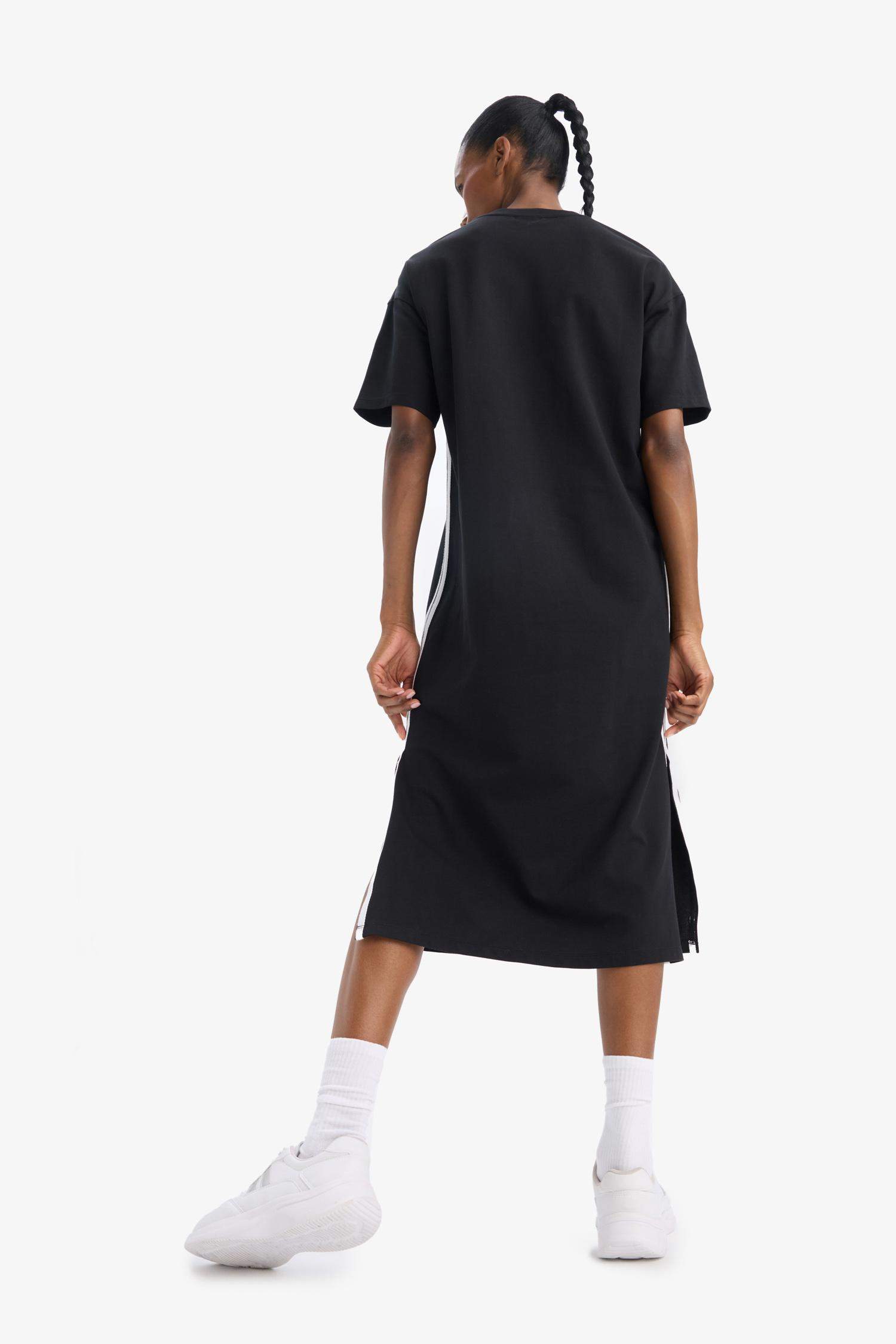 Платье DeFactoFit NBA Los Angeles Lakers оверсайз с коротким рукавом и широким покроем из пике, миди.