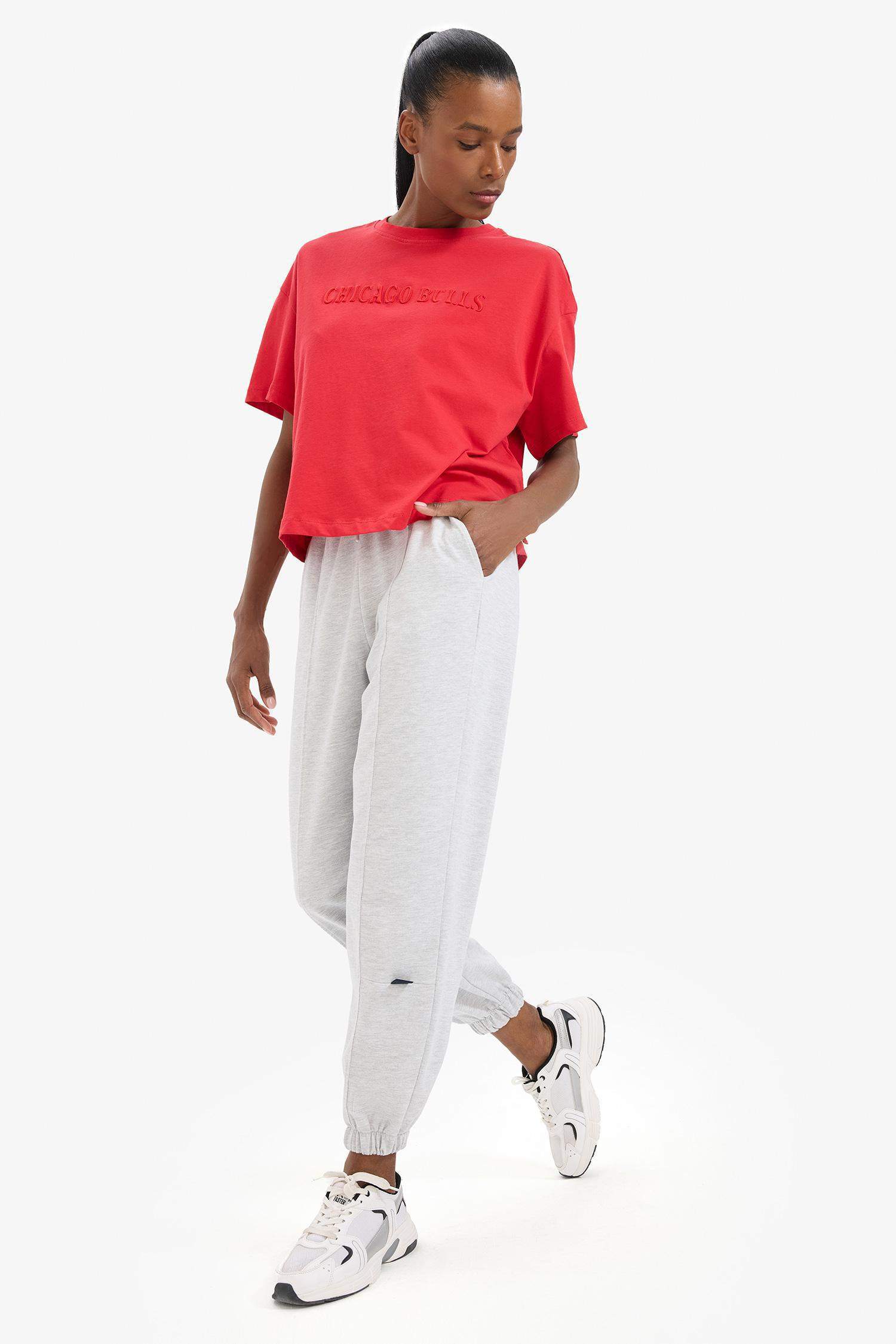 NBA Chicago Bulls Çift Cepli Standart Boy Jogger Eşofman Altı