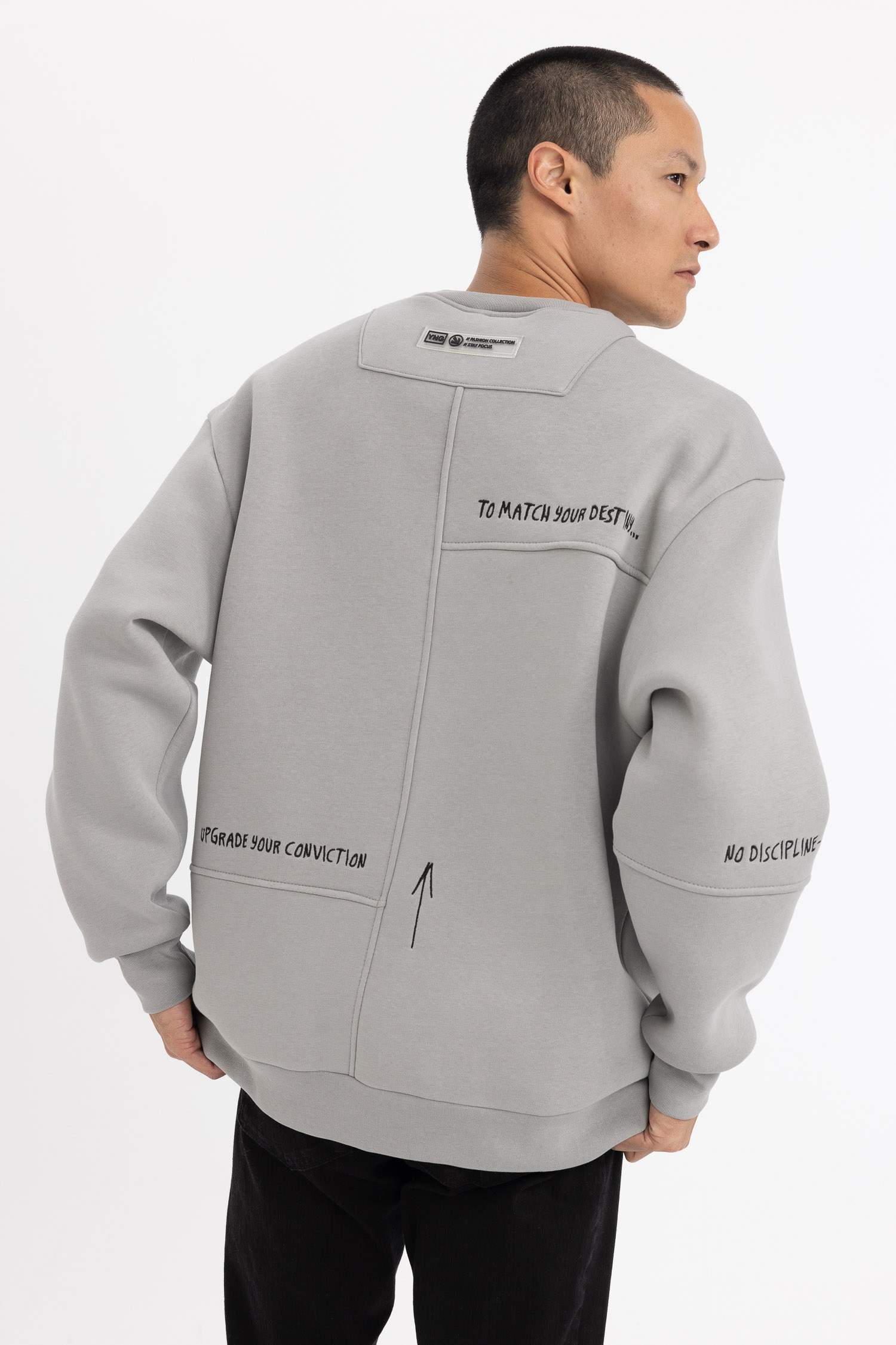 سويت شيرت مطبوع اوفر سايز برقبة مستديرة