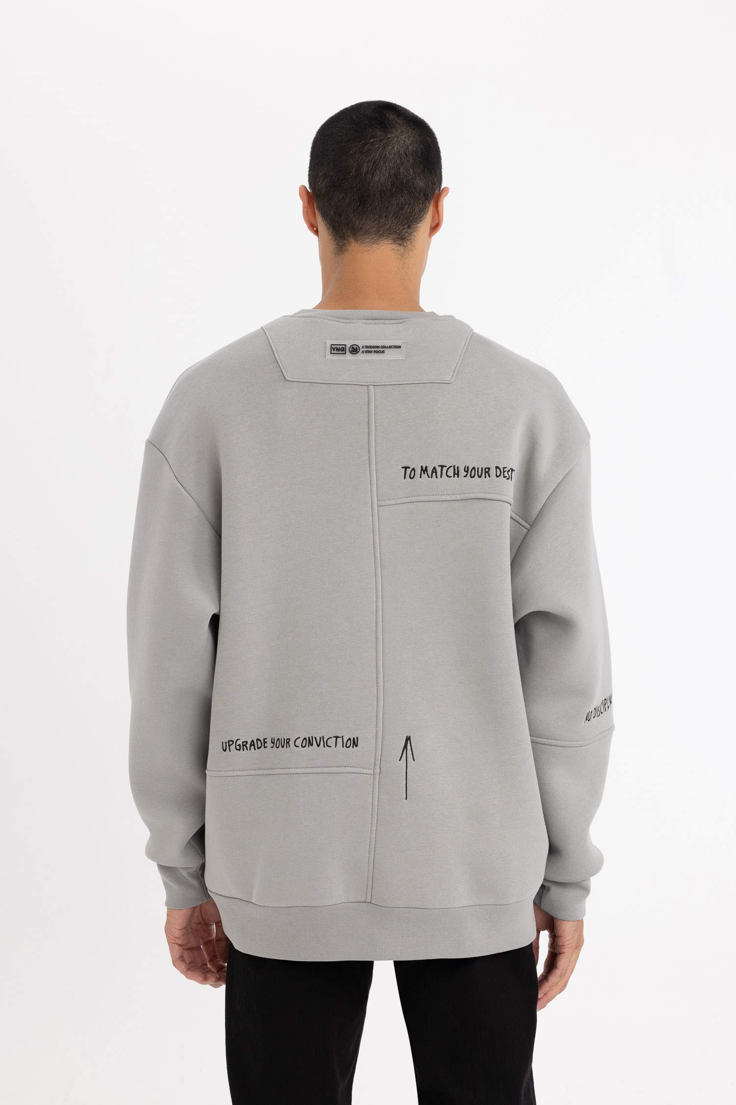 سويت شيرت مطبوع اوفر سايز برقبة مستديرة