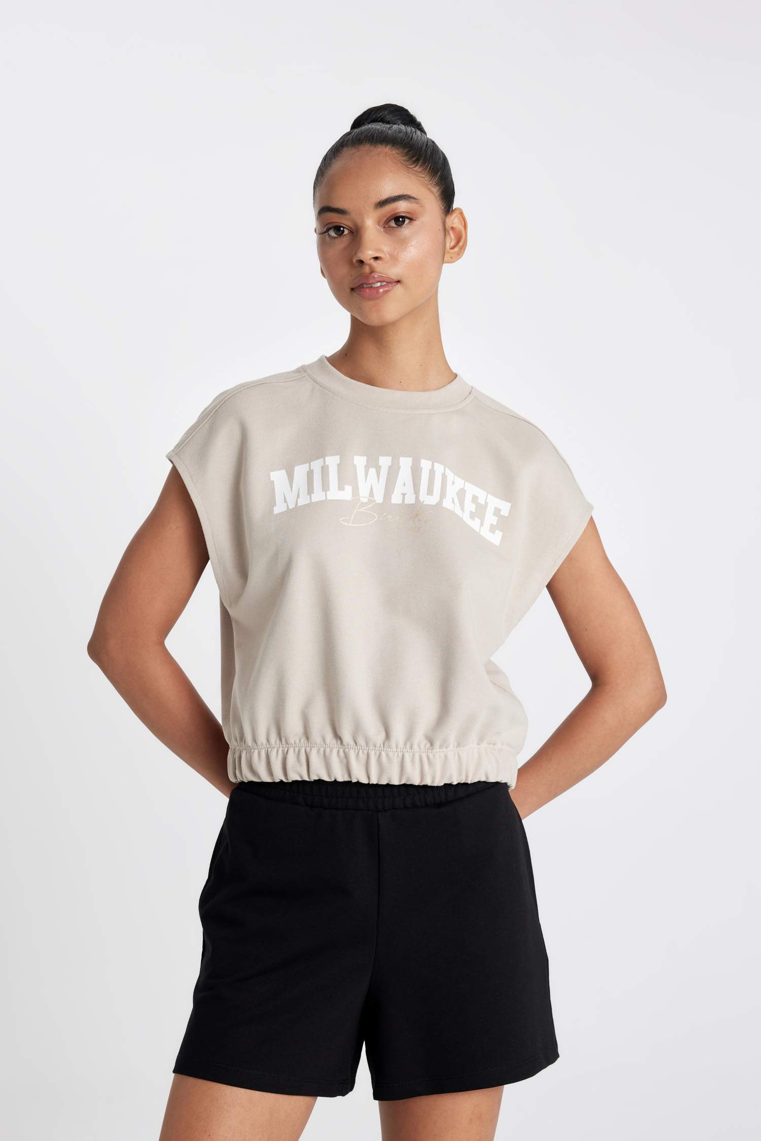 T-shirt NBA Milwaukee Bucks à col rond et manches courtes de DeFactoFit