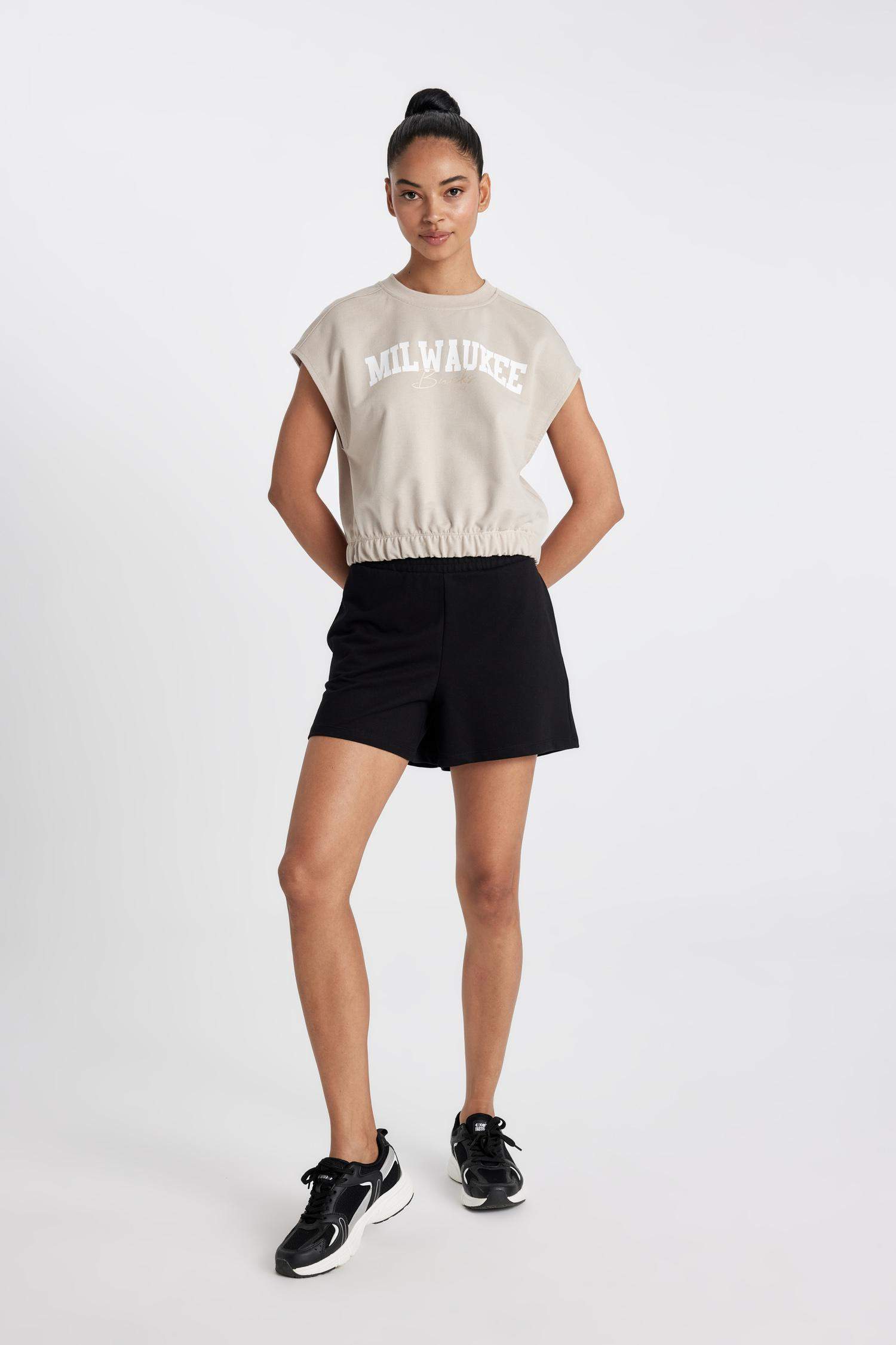 T-shirt NBA Milwaukee Bucks à col rond et manches courtes de DeFactoFit