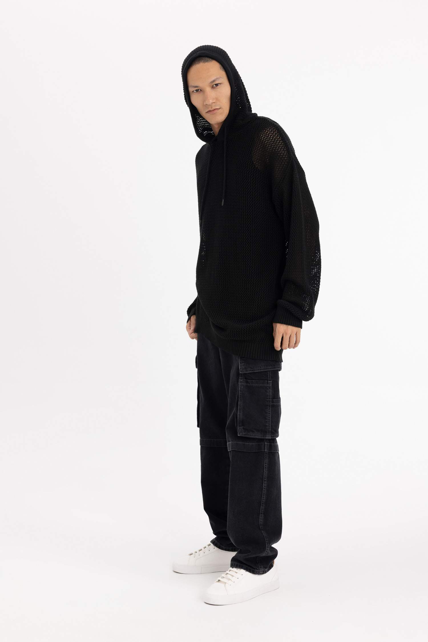 Regular Fit Kapüşonlu Kroşe Delikli Triko Sweatshirt