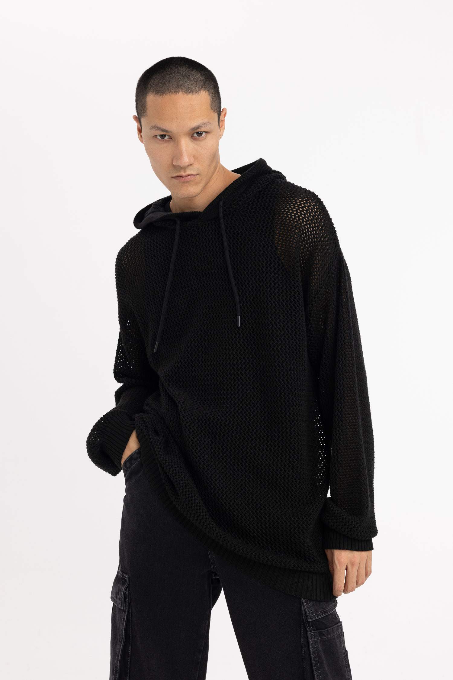 Regular Fit Kapüşonlu Kroşe Delikli Triko Sweatshirt