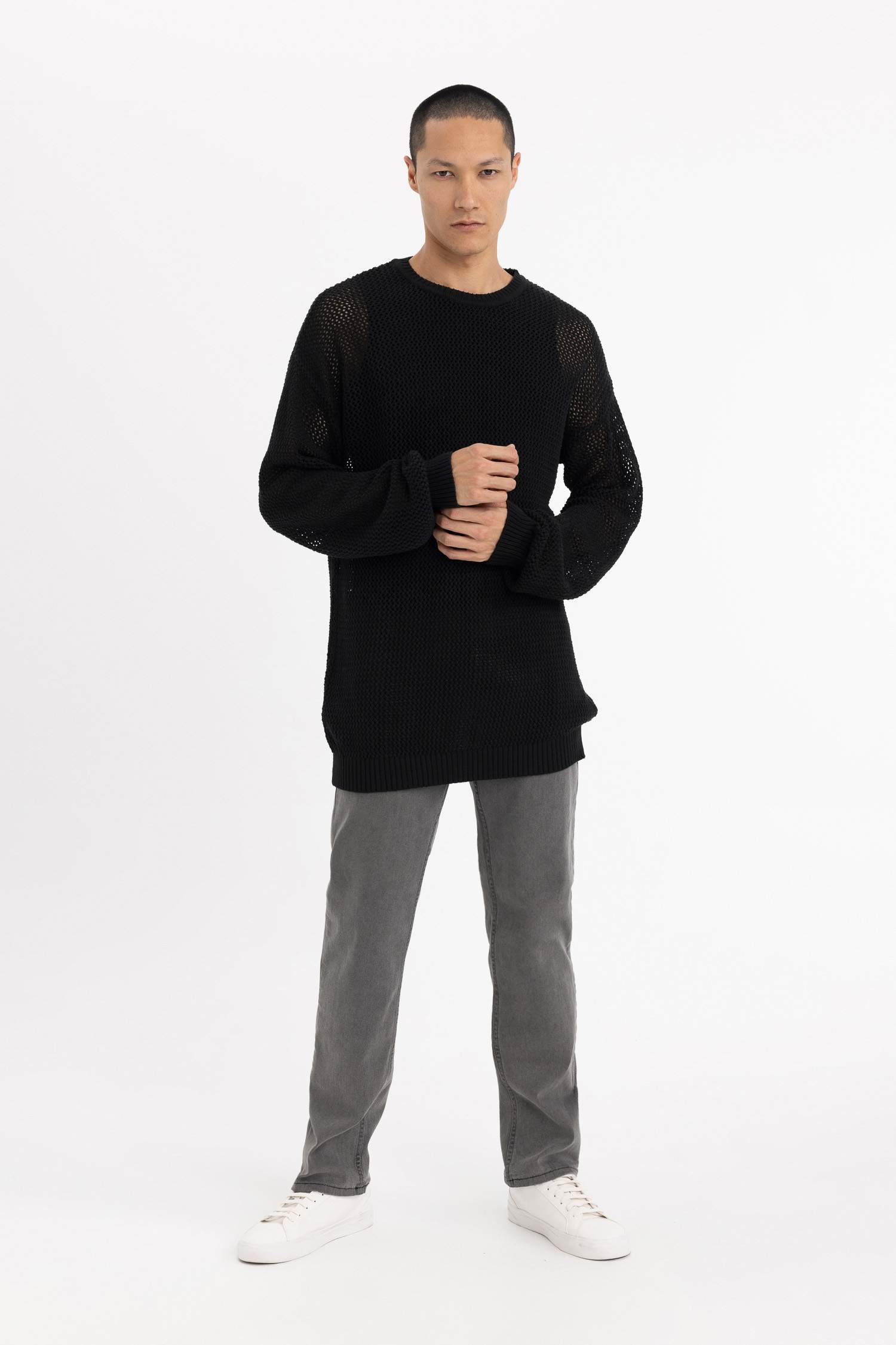 Regular Fit Bisiklet Yaka Kroşe Delikli Triko Sweatshirt