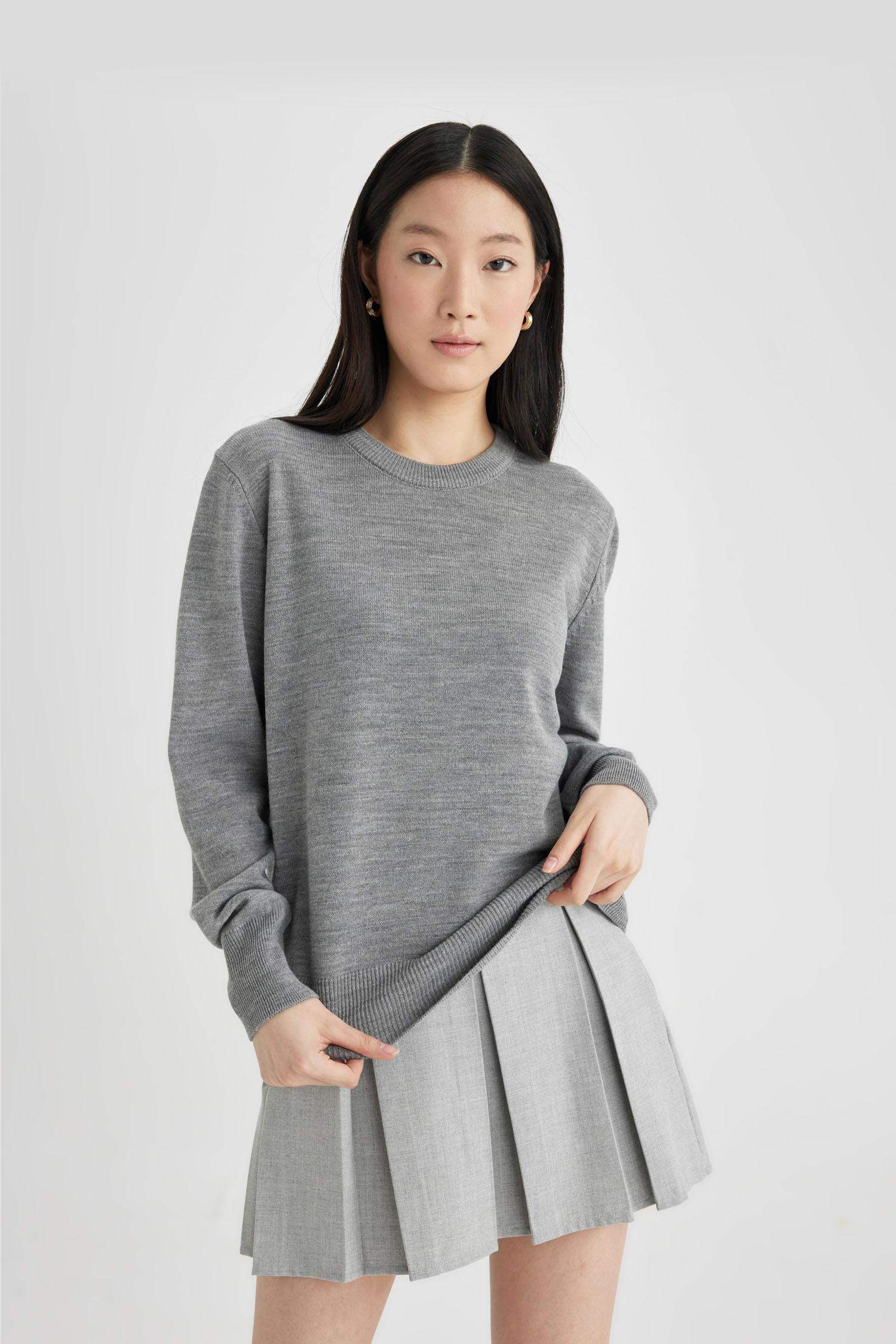 Regular Fit Yumuşak Dokulu Bisiklet Yaka Basic Düz Triko Kazak