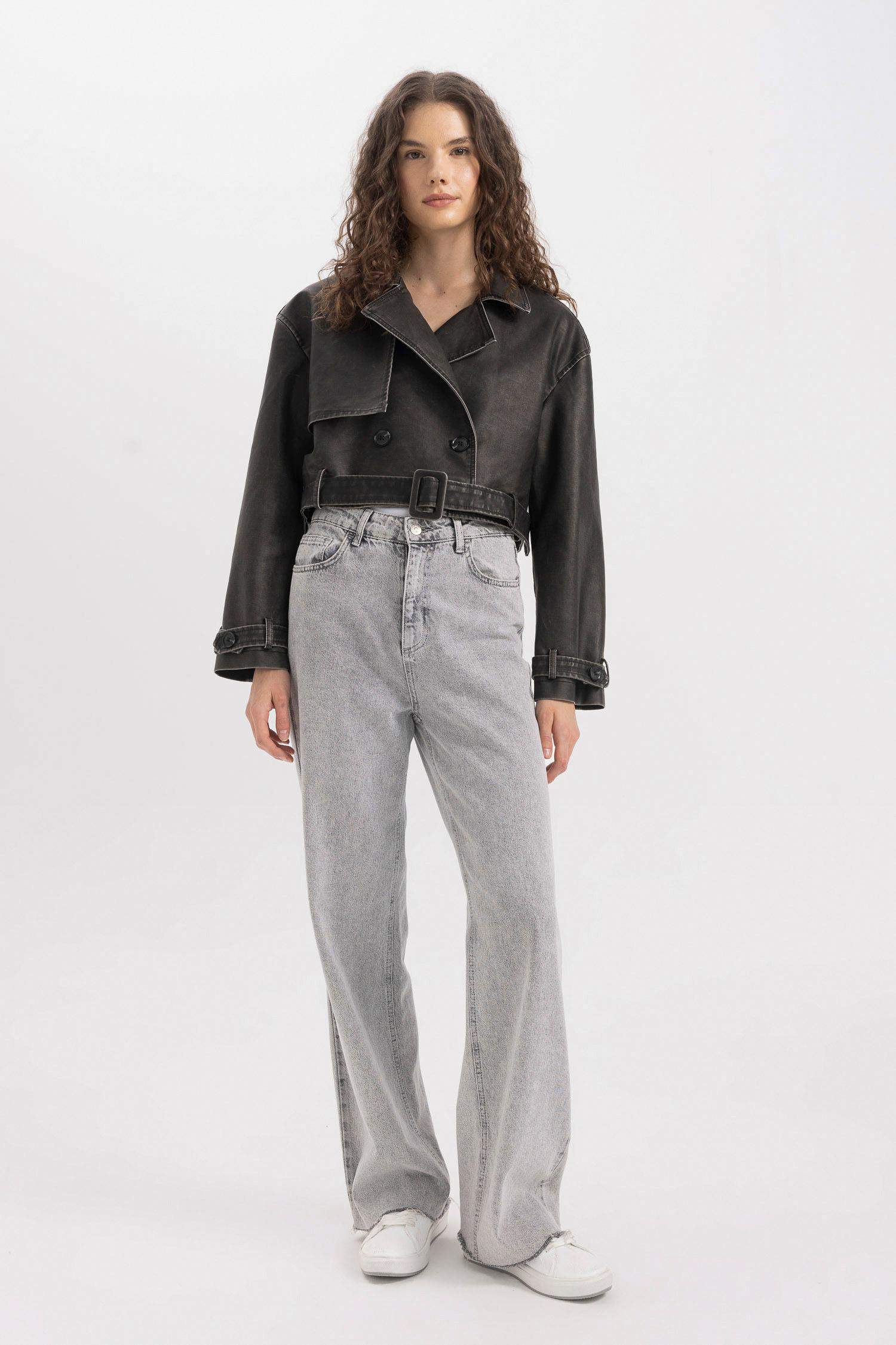 Su Geçirmez Regular Kalıp Kemerli Eskitme Deri Suni Kısa Ceket