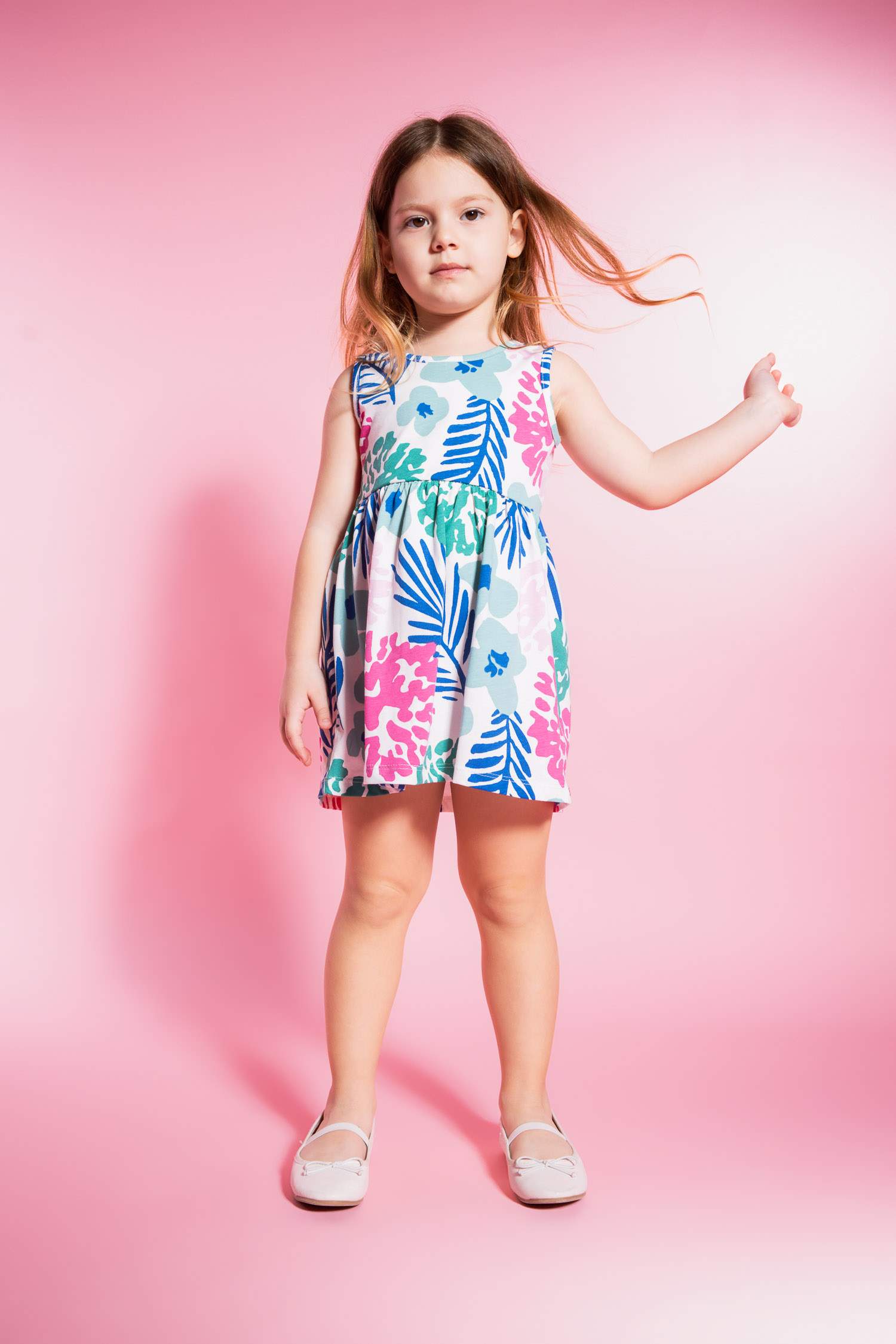 فستان بناتي قصة عادية بدون ردن