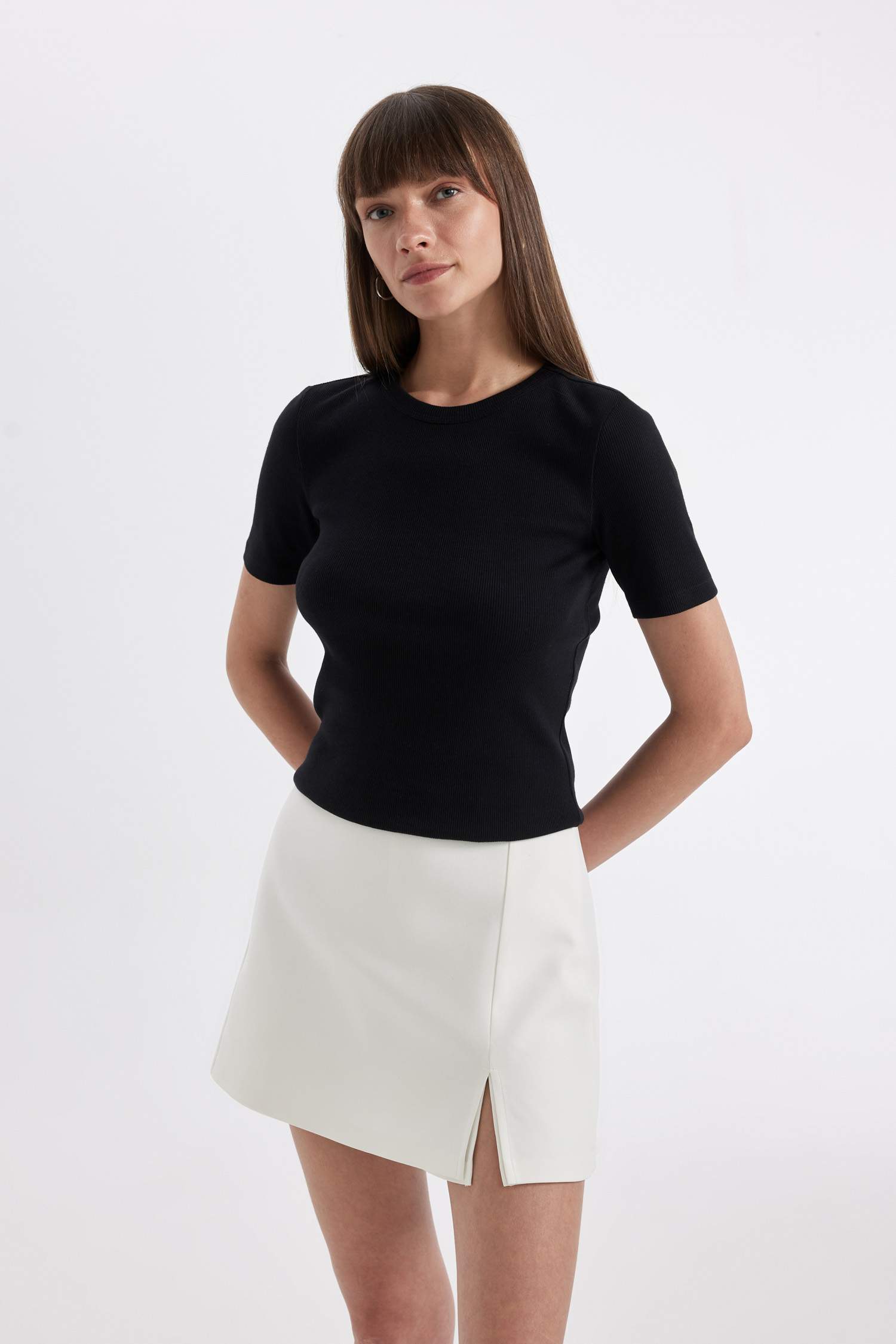 Siyah Slim Fit Dar Kesim Bisiklet Yaka Fitilli Kaşkorse Basic Düz Kısa Kollu Siyah Tişört