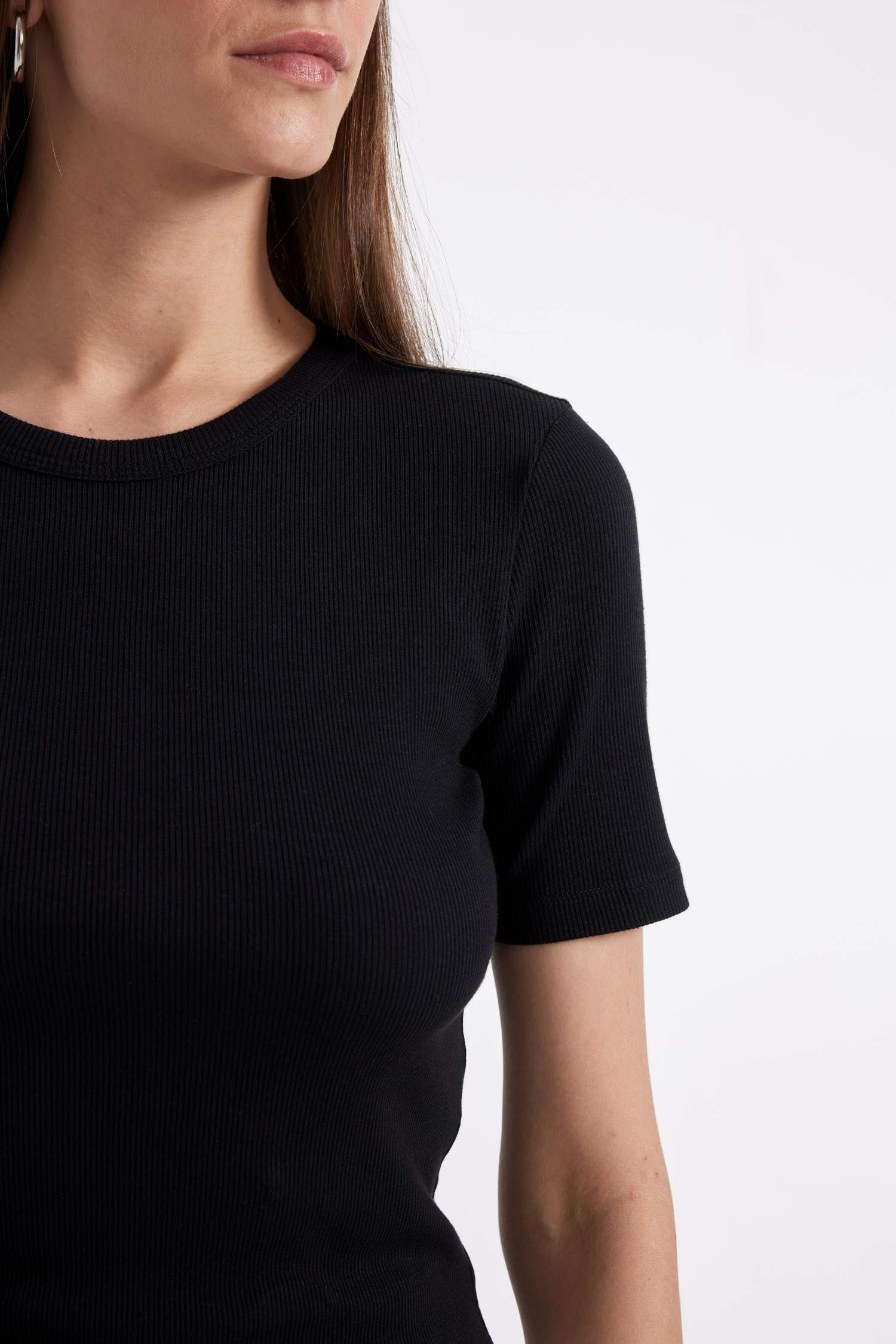 Siyah Slim Fit Dar Kesim Bisiklet Yaka Fitilli Kaşkorse Basic Düz Kısa Kollu Siyah Tişört