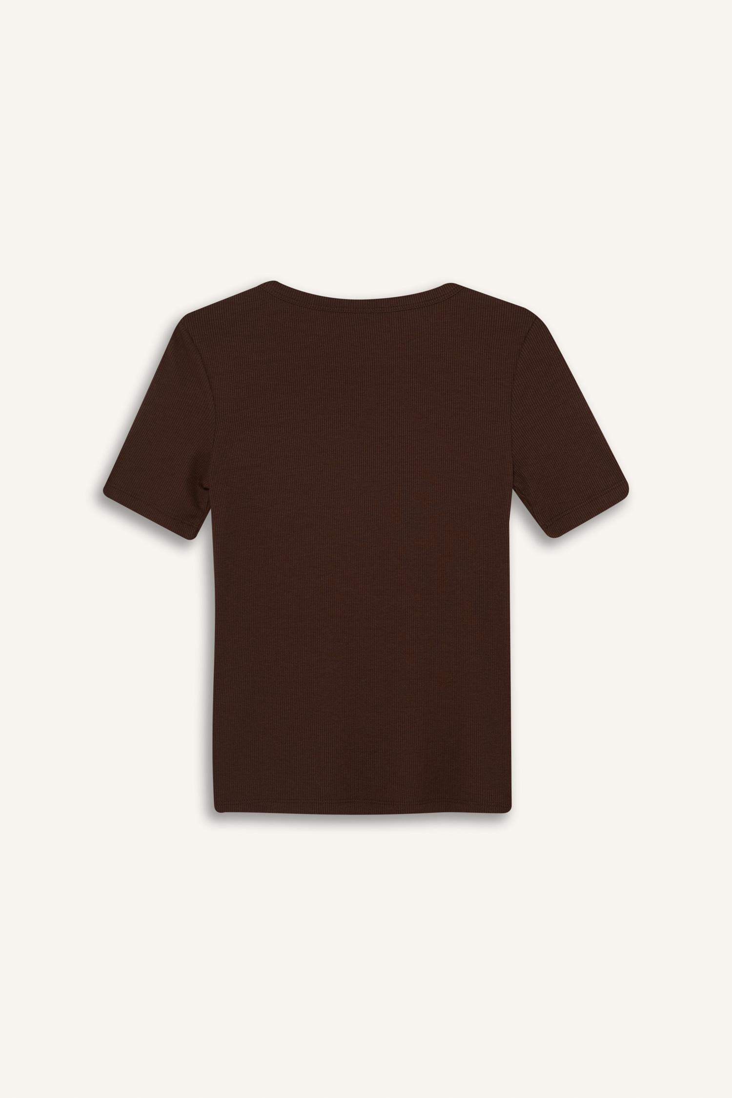 Slim Fit Dar Kesim Bisiklet Yaka Fitilli Kaşkorse Basic Düz Kısa Kollu Tişört