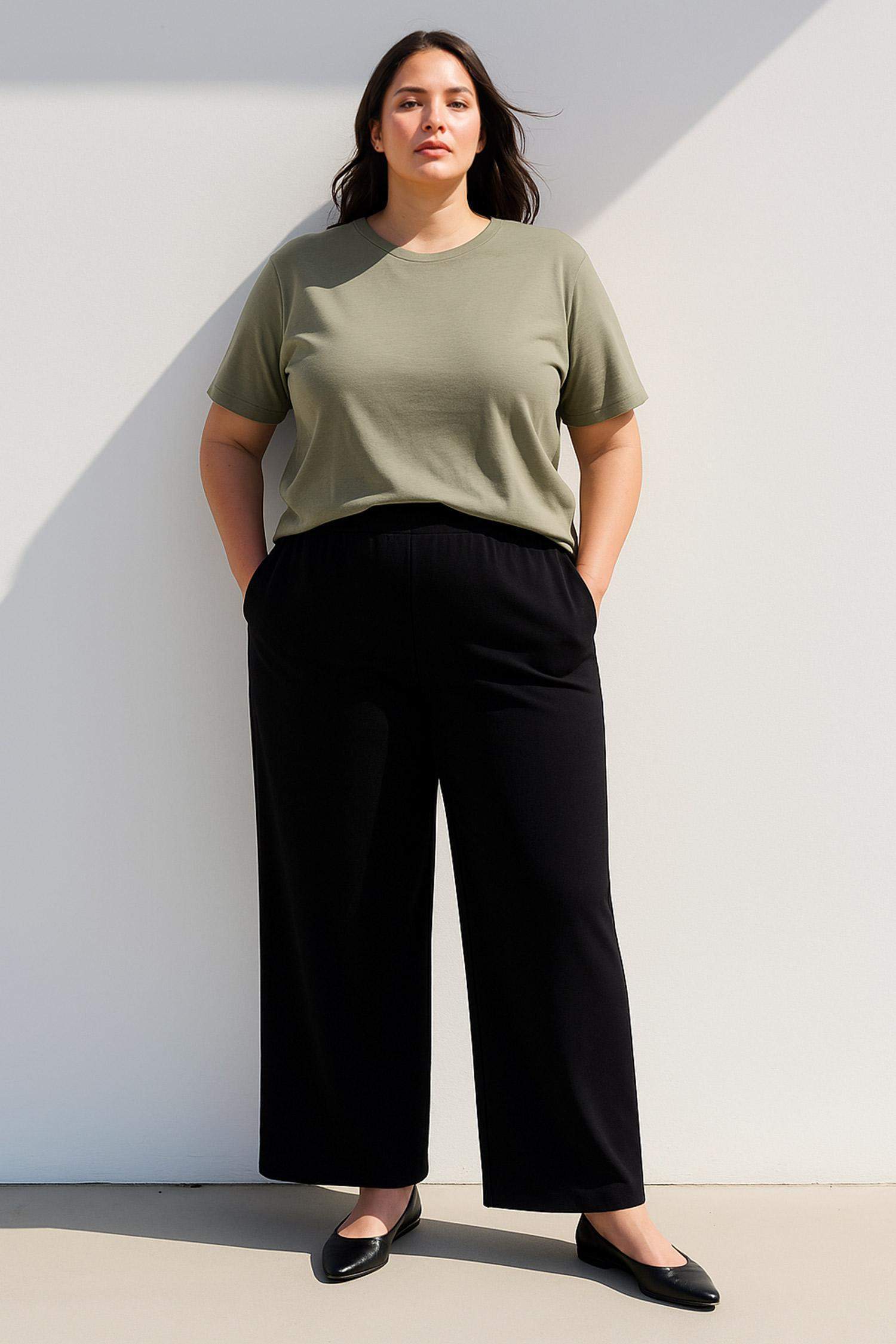 Oversize Geniş Kalıp Bisiklet Yaka Basic Düz Penye Kısa Kollu Tişört