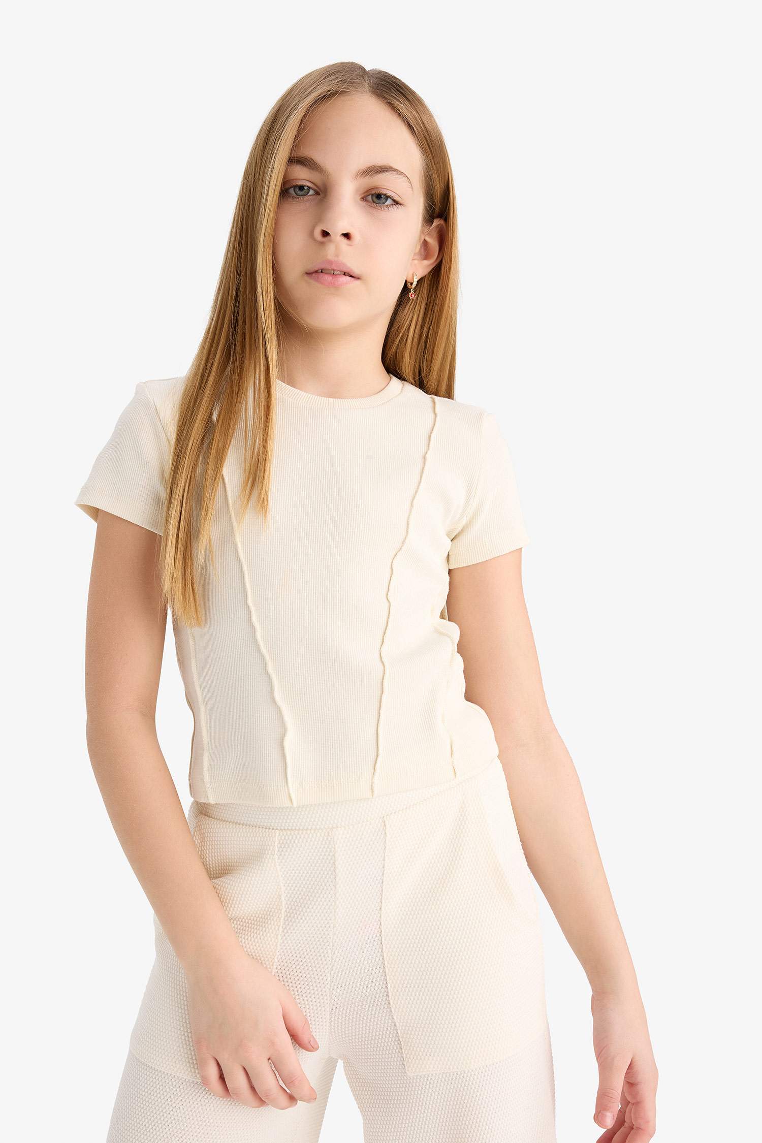 Kız Çocuk Slim Fit Dar Kesim Bisiklet Yaka Basic Düz Ribana Kısa Kollu Tişört