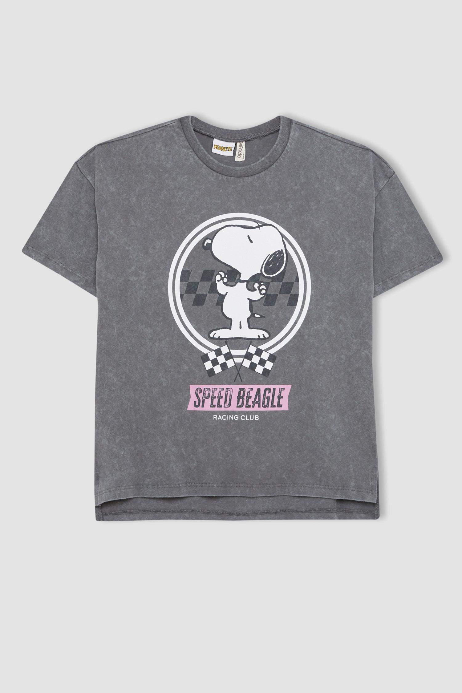 Oversize Fit Snoopy Licensed Short Sleeve T-Shirt