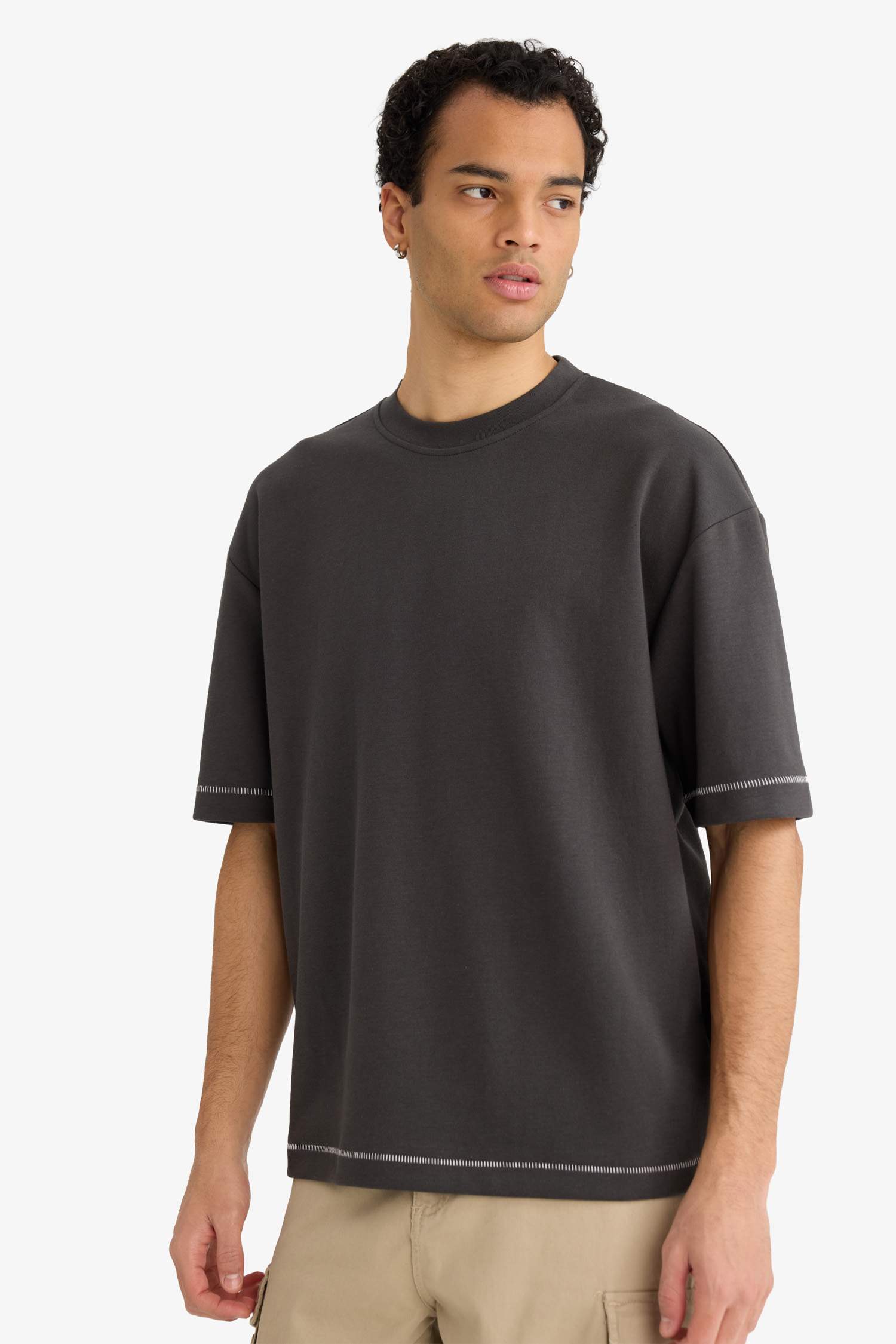 Loose Fit Crew Neck Short Sleeve T-Shirt