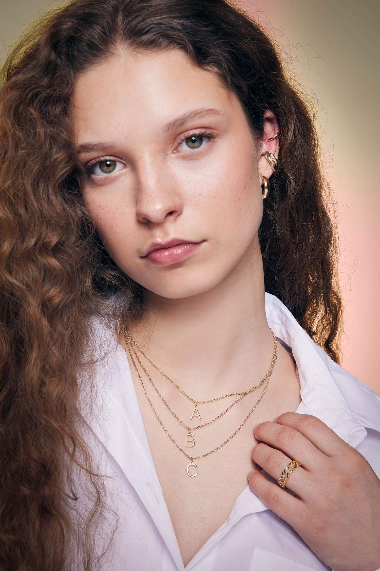 Kadın B Harfli Gold Kolye