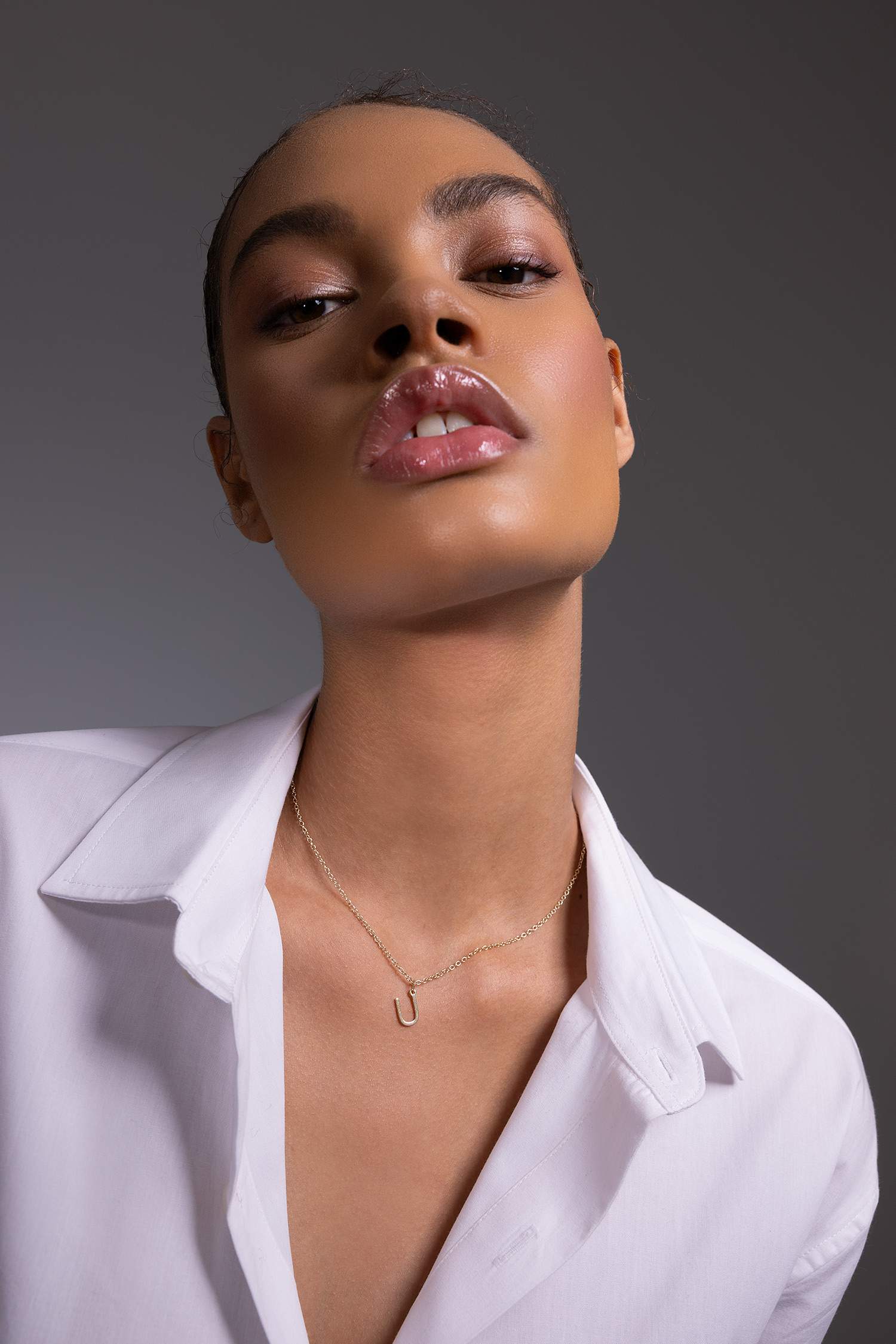 Kadın U Harfli Gold Kolye