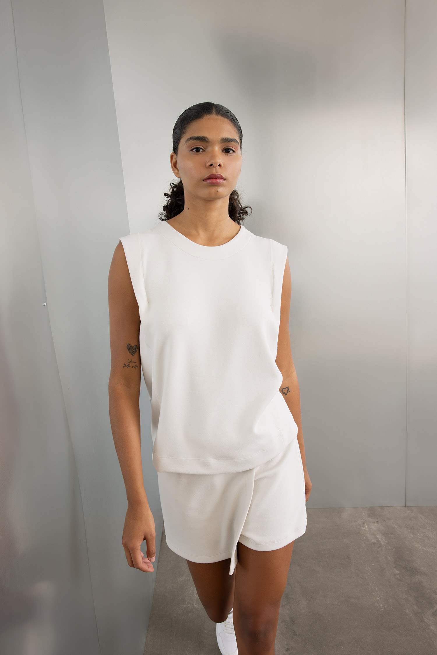 Standart Fit Bisiklet Yaka Modal Atlet