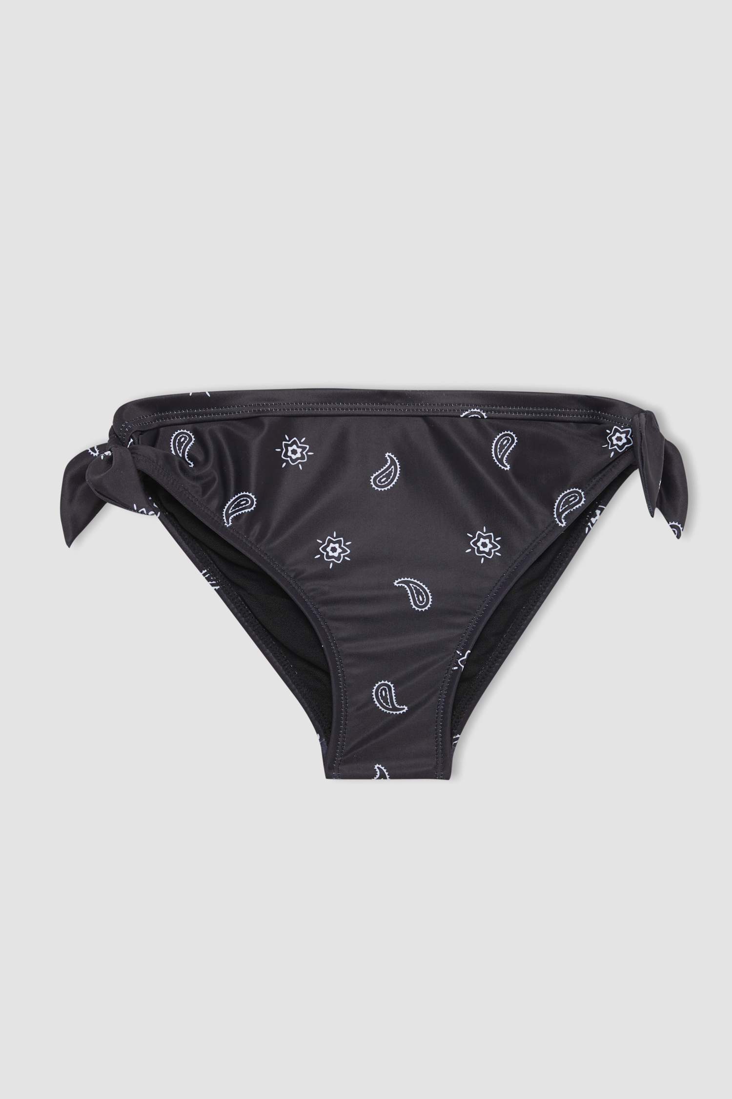 طقم بكيني بناتي - قطعتين