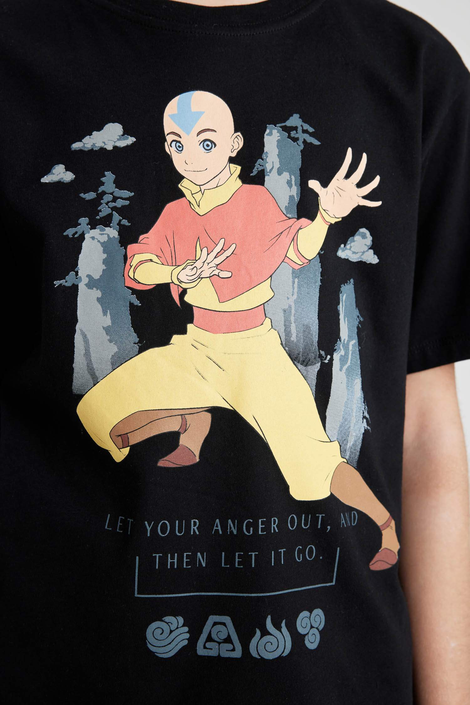 Erkek Çocuk Avatar the Last Airbender Bisiklet Yaka Kısa Kollu Tişört