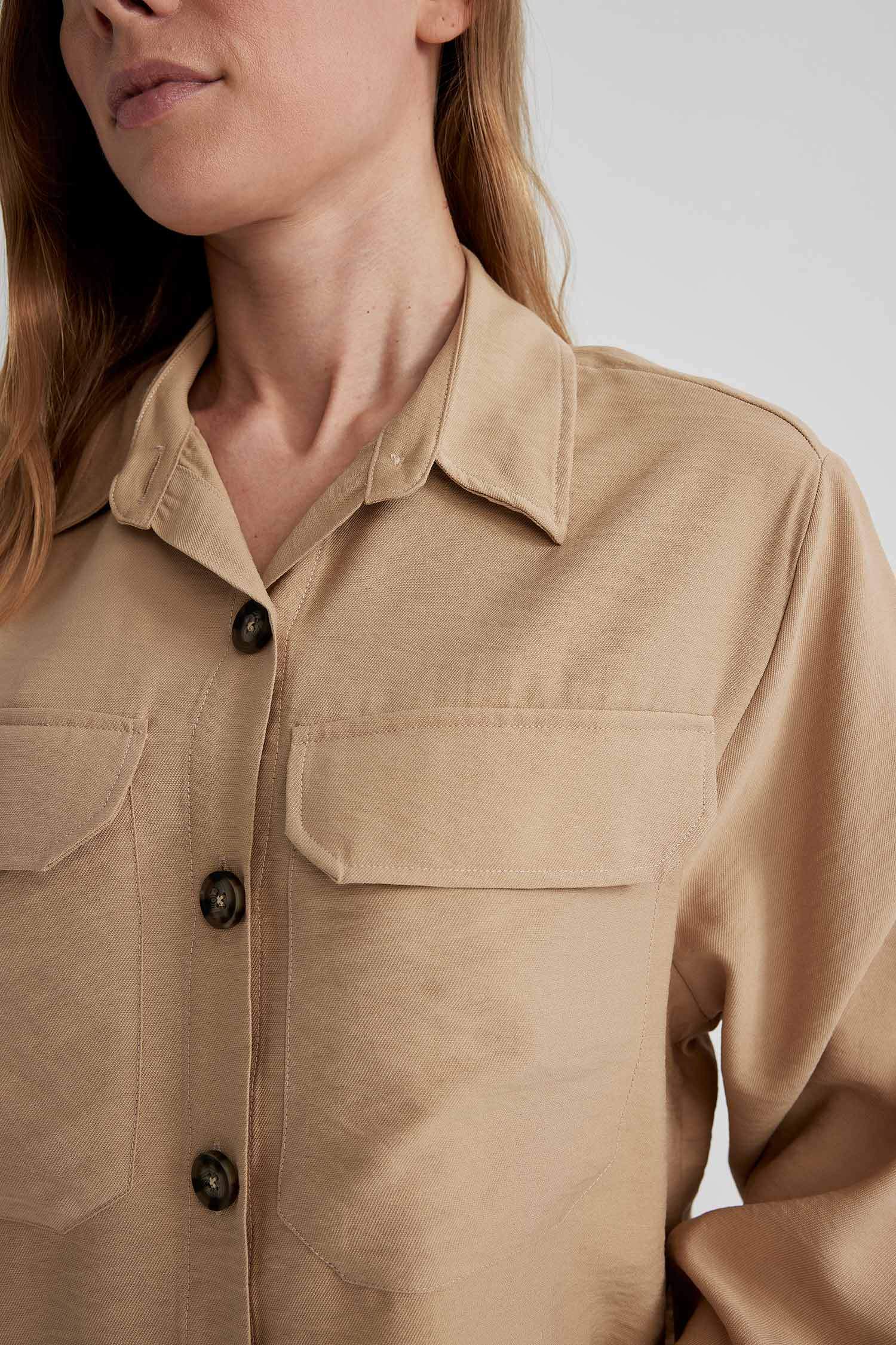 Chemise crop à Manches Longues En Sergé