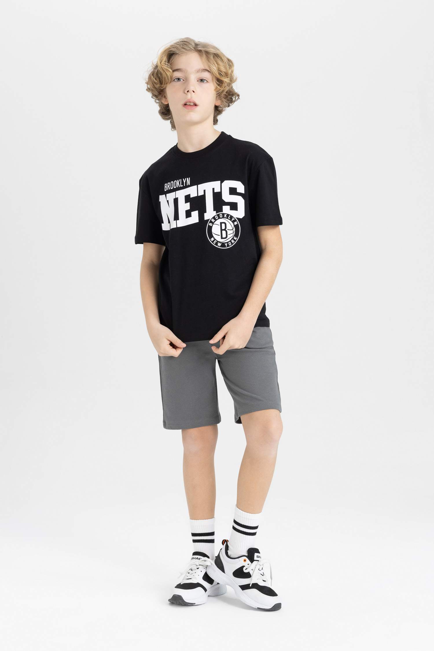 NBA Brooklyn Nets Oversıze Bisiklet Yaka Kısa Kollu Tişört Erkek Çocuk