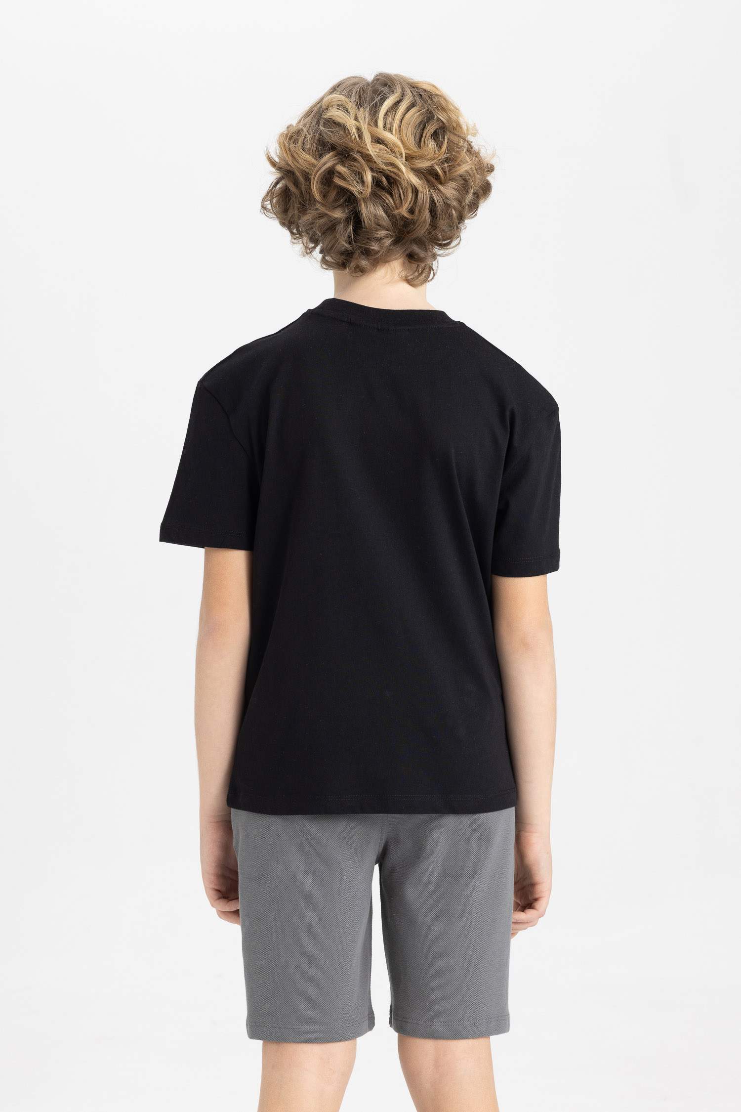 NBA Brooklyn Nets Oversıze Bisiklet Yaka Kısa Kollu Tişört Erkek Çocuk