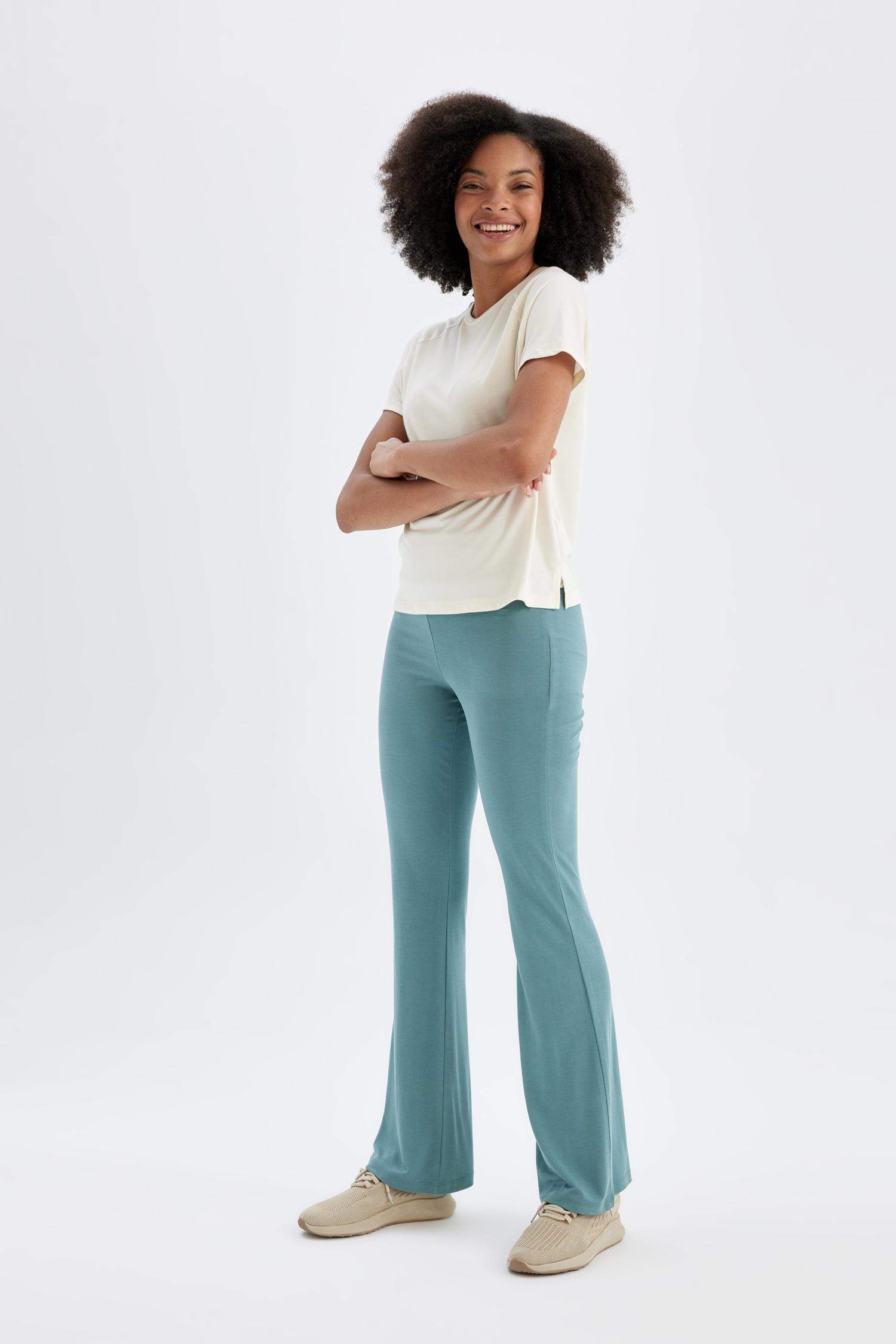 بنطرون جارلس برجل واسع من DeFactoFit