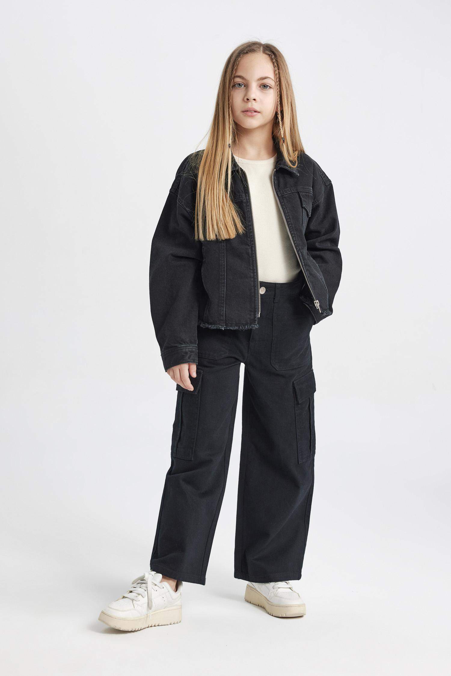 Қыздарға қысқартылған пішім Куртка