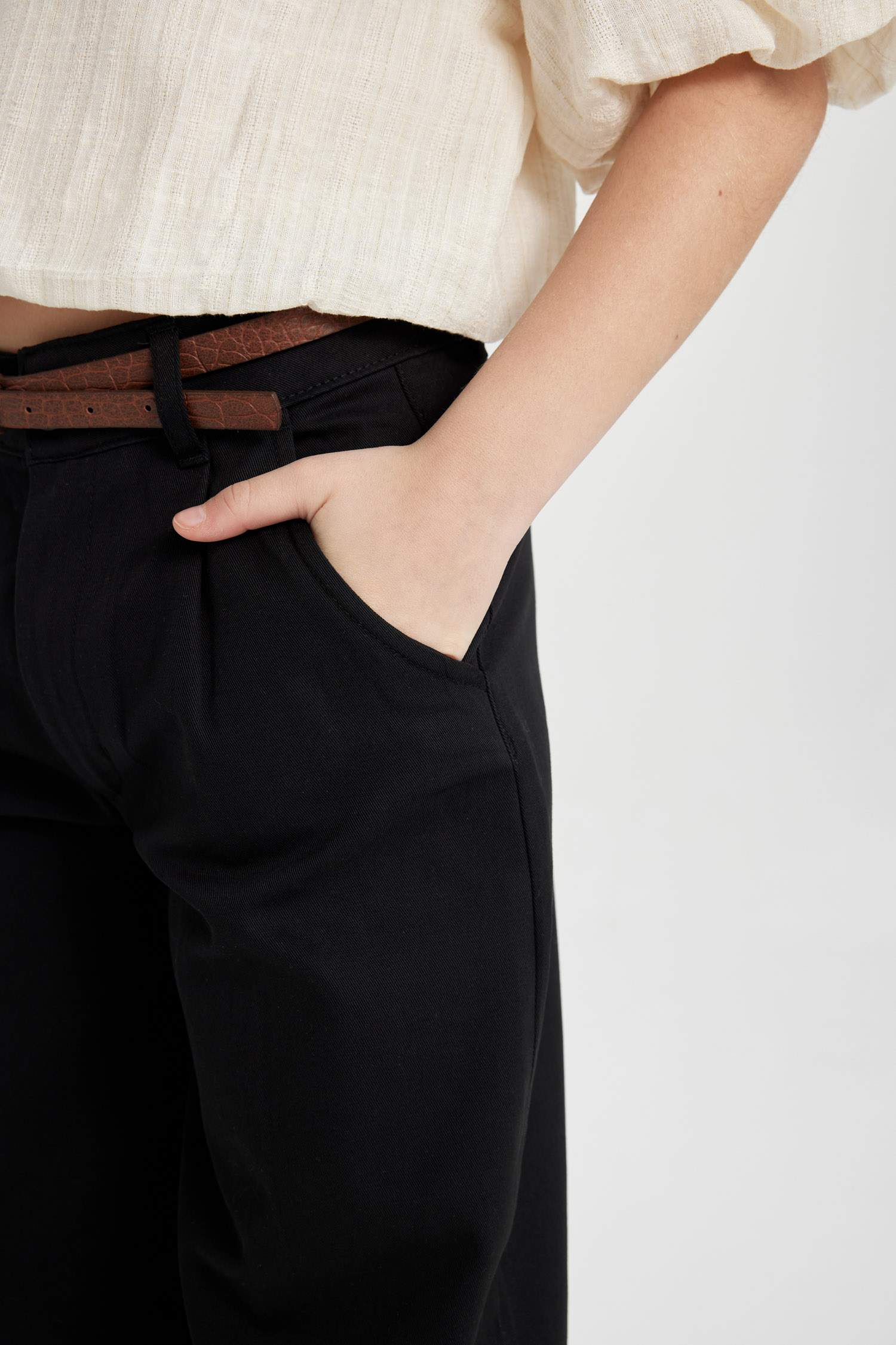 Girl Barrel Fit Wide Leg Cotton Belted Trousers