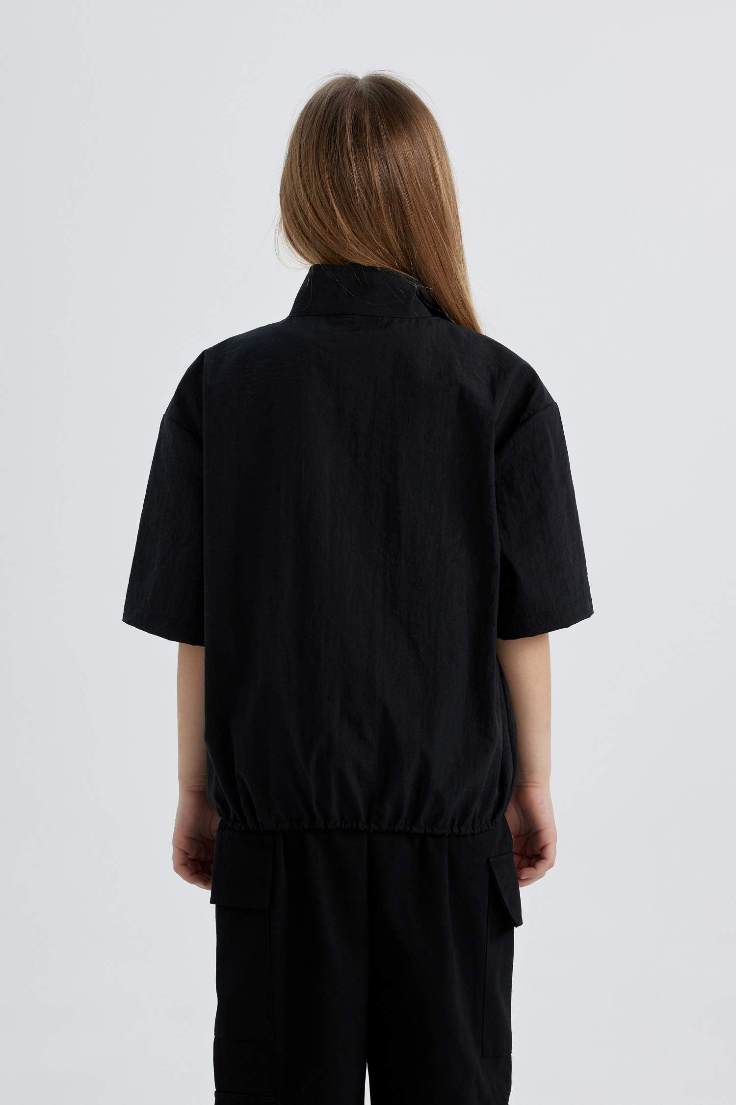 Kız Çocuk Fermuarlı Yaka Kısa Kollu Bluz