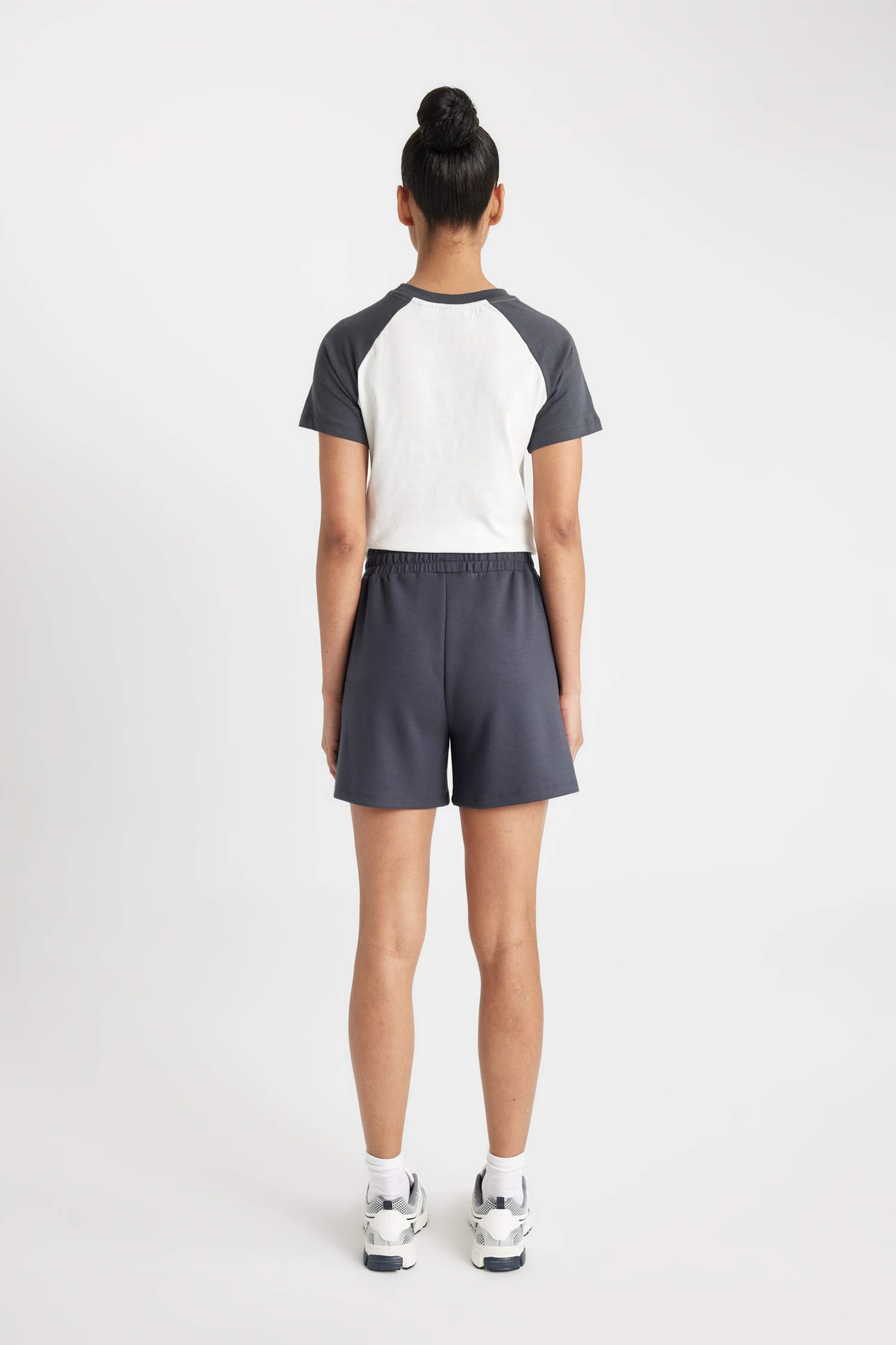 DeFactoFit Standard Fit Short Leg Modal Shorts