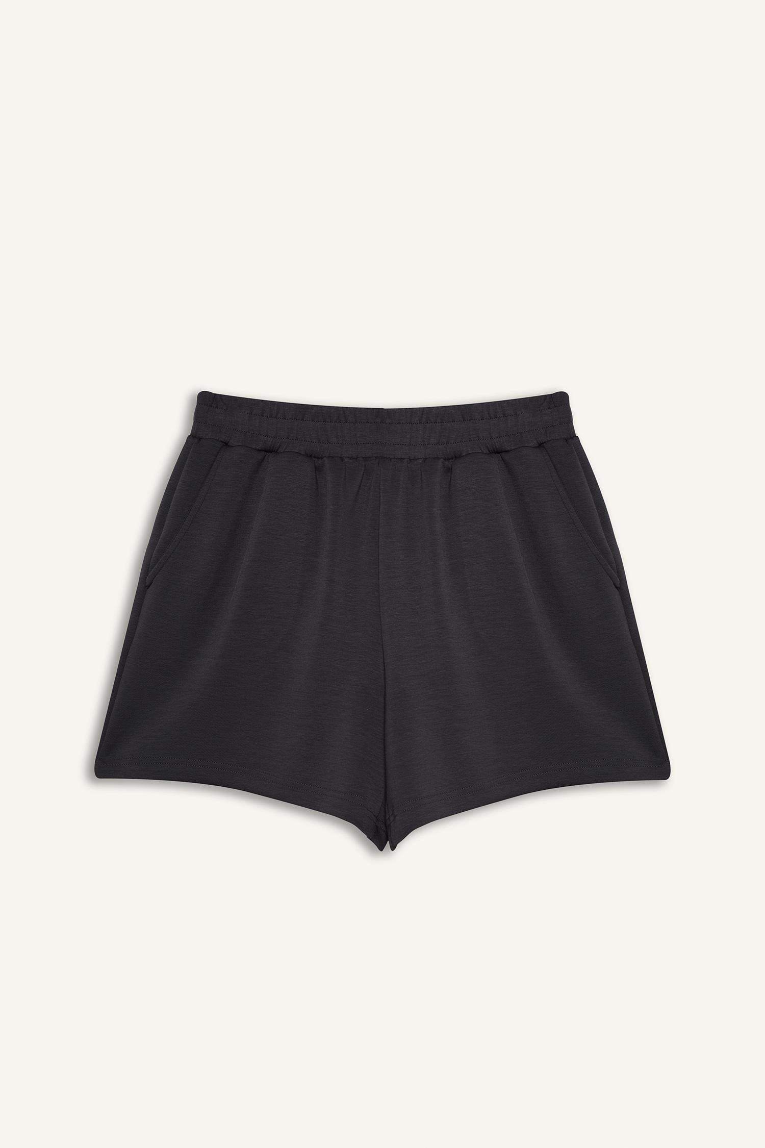 شورت قصير قصة عادية من DeFactoFit