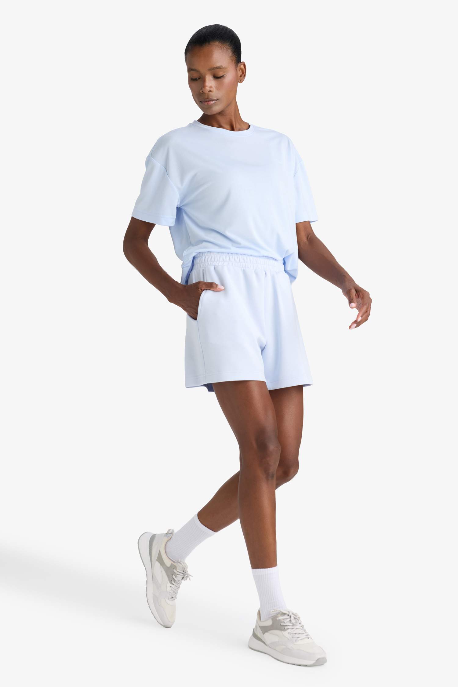 DeFactoFit Standart Fit Kısa Paça Modal Şort