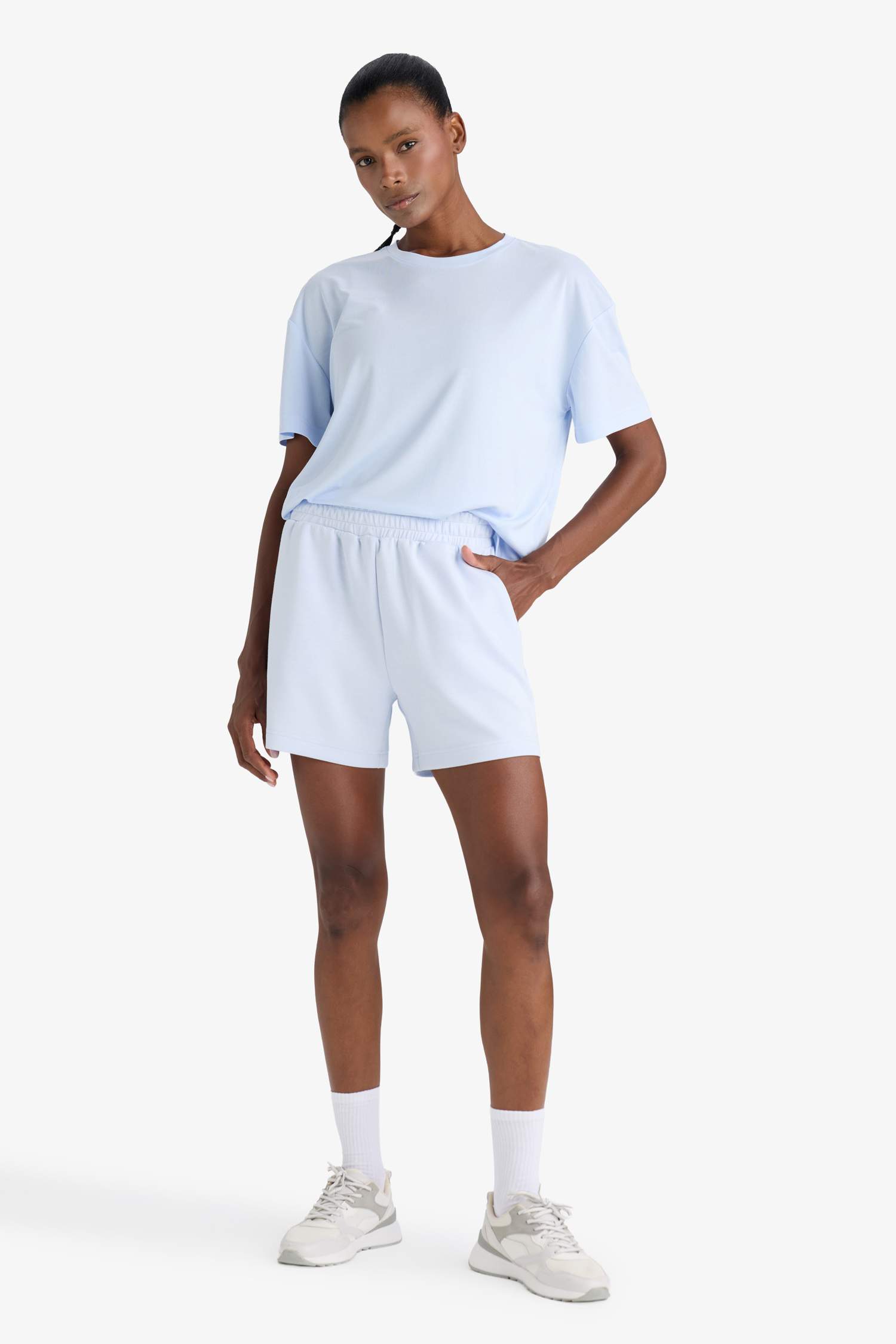 DeFactoFit Standart Fit Kısa Paça Modal Şort