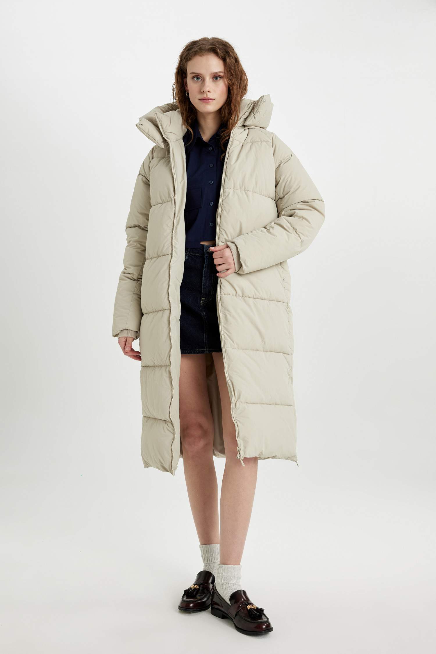 Su İtici Regular Kalıp Kapüşonlu Fermuarlı Cepli Uzun Mont Parka