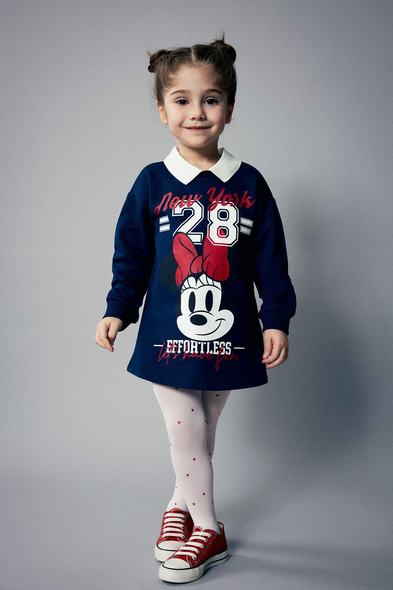 فستان قماش رقيق قصة عادية كم طويل بياقة قميص من ديزني ميكي وميني