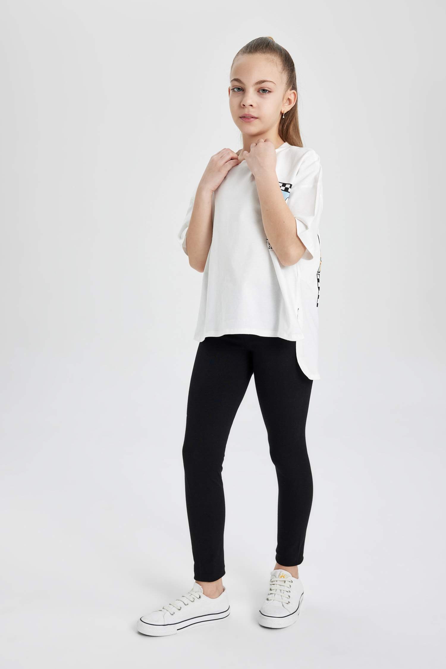 سيت بناتي تيشيرت وستيرج - قطعتين