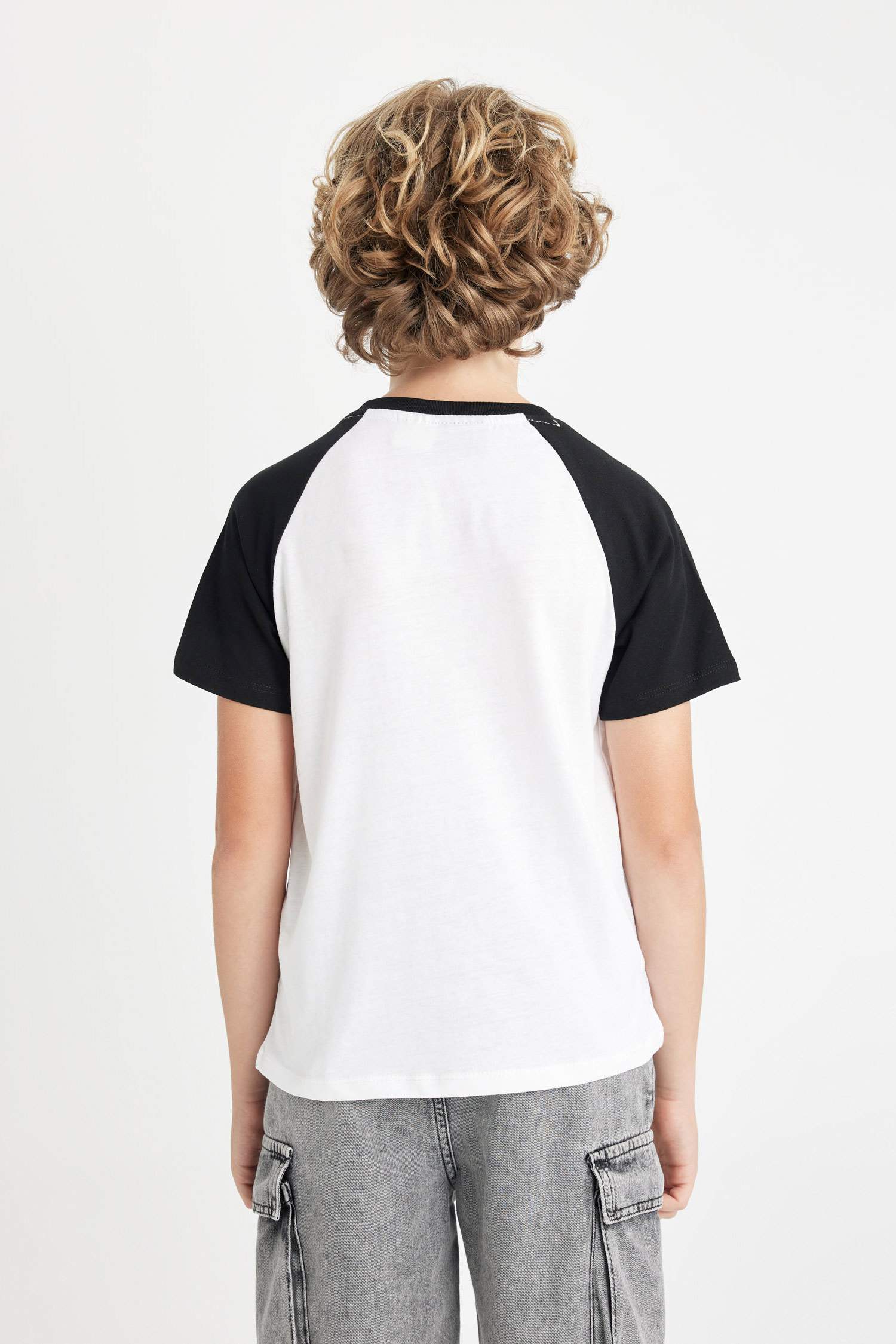 Erkek Çocuk Stranger Things Bisiklet Yaka Kısa Kollu Tişört