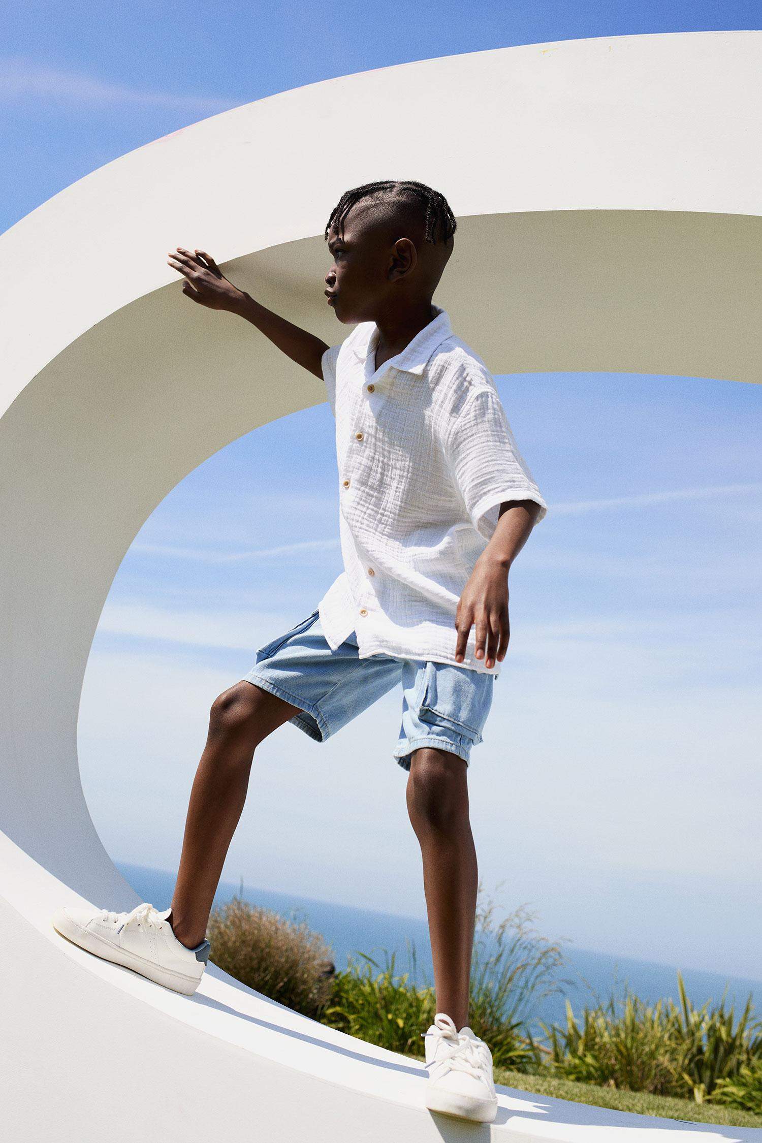 Erkek Çocuk Kargo Cepli Beli Lastikli Jean Şort